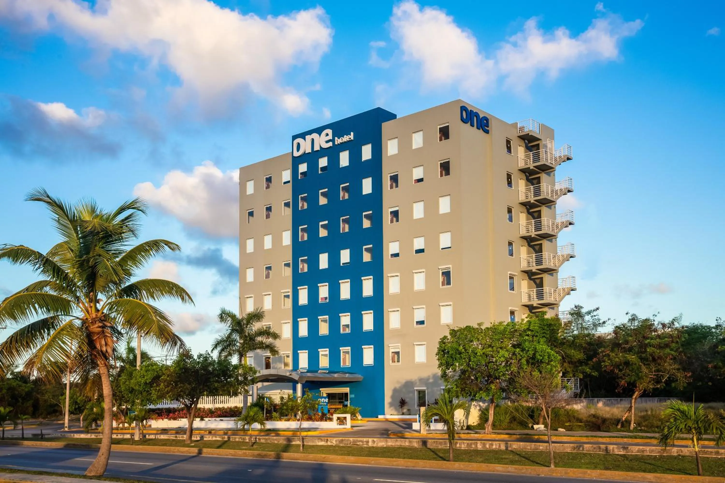 Property building in One Cancun Centro