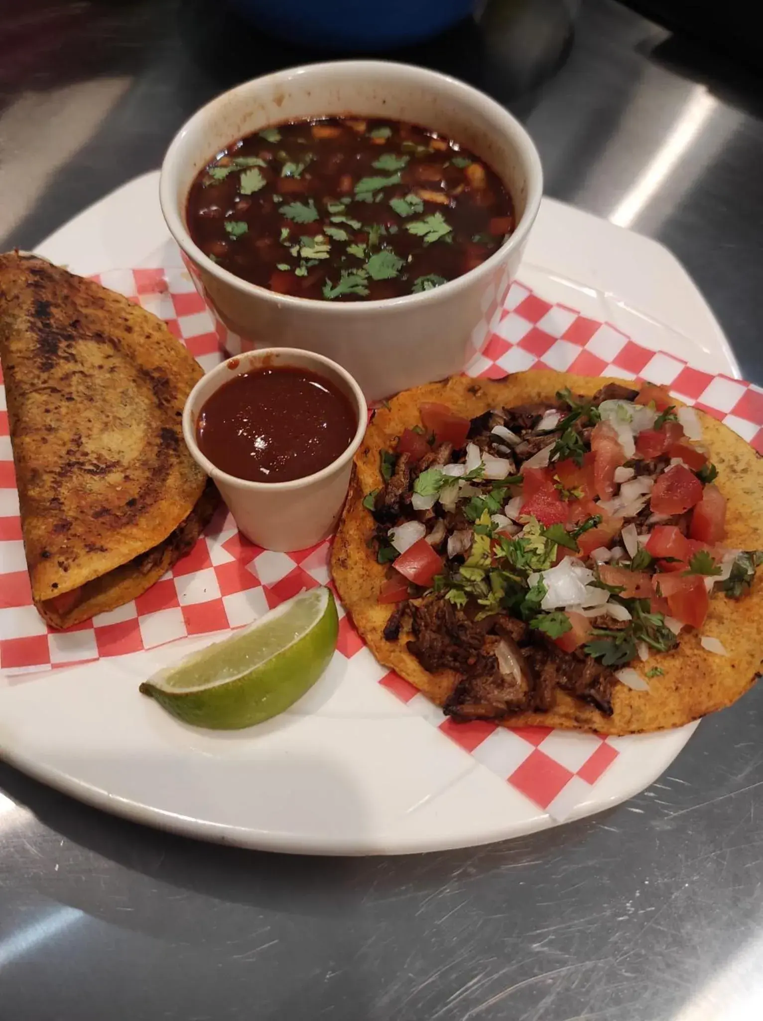 Budget Double Room in La Guaca Hostel Santa Marta Budget Double Room in La Guaca Hostel Santa Marta