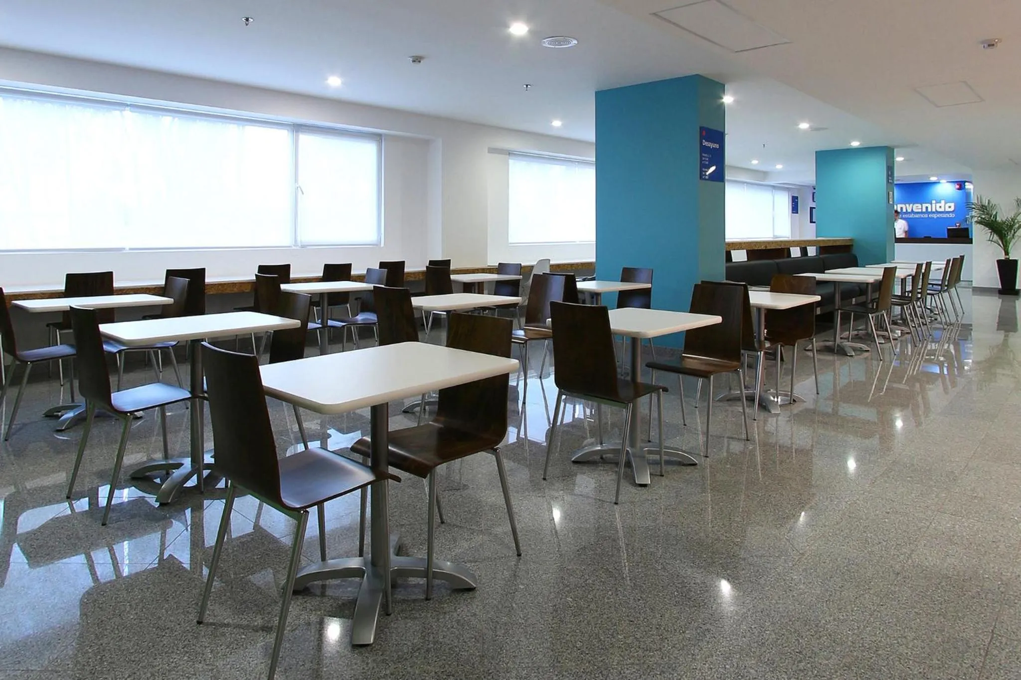 Restaurant/places to eat in One Guadalajara Periferico Poniente