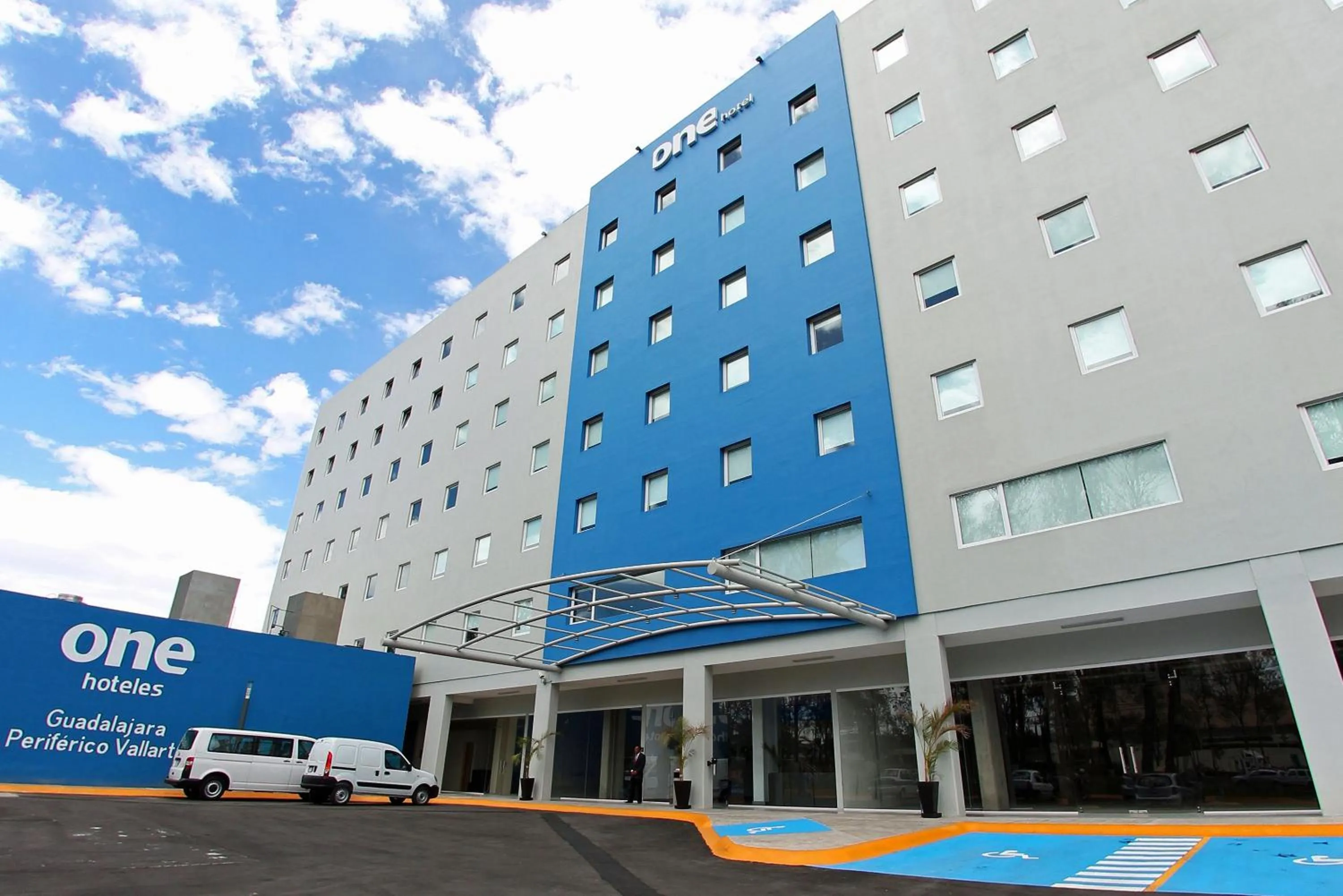 Property building in One Guadalajara Periferico Poniente