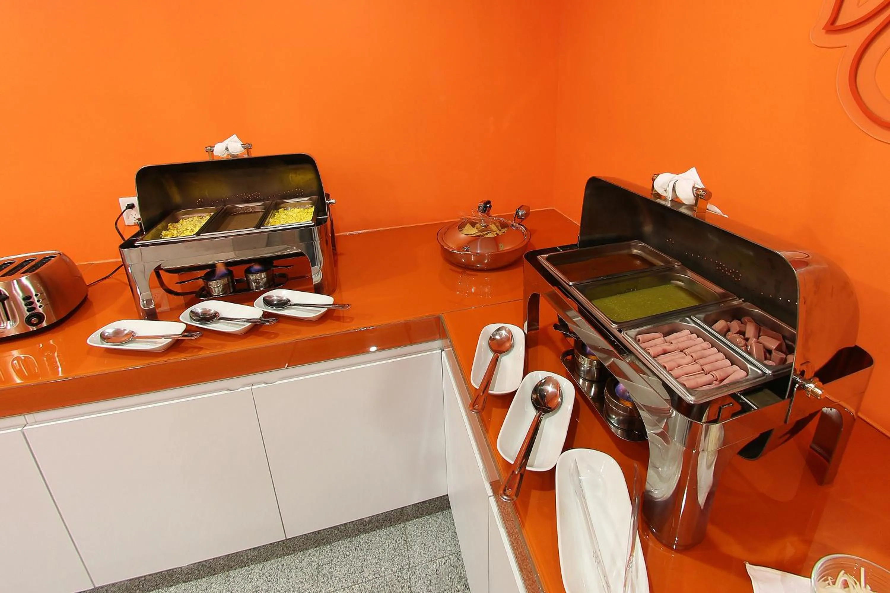 Restaurant/places to eat in One Guadalajara Periferico Poniente