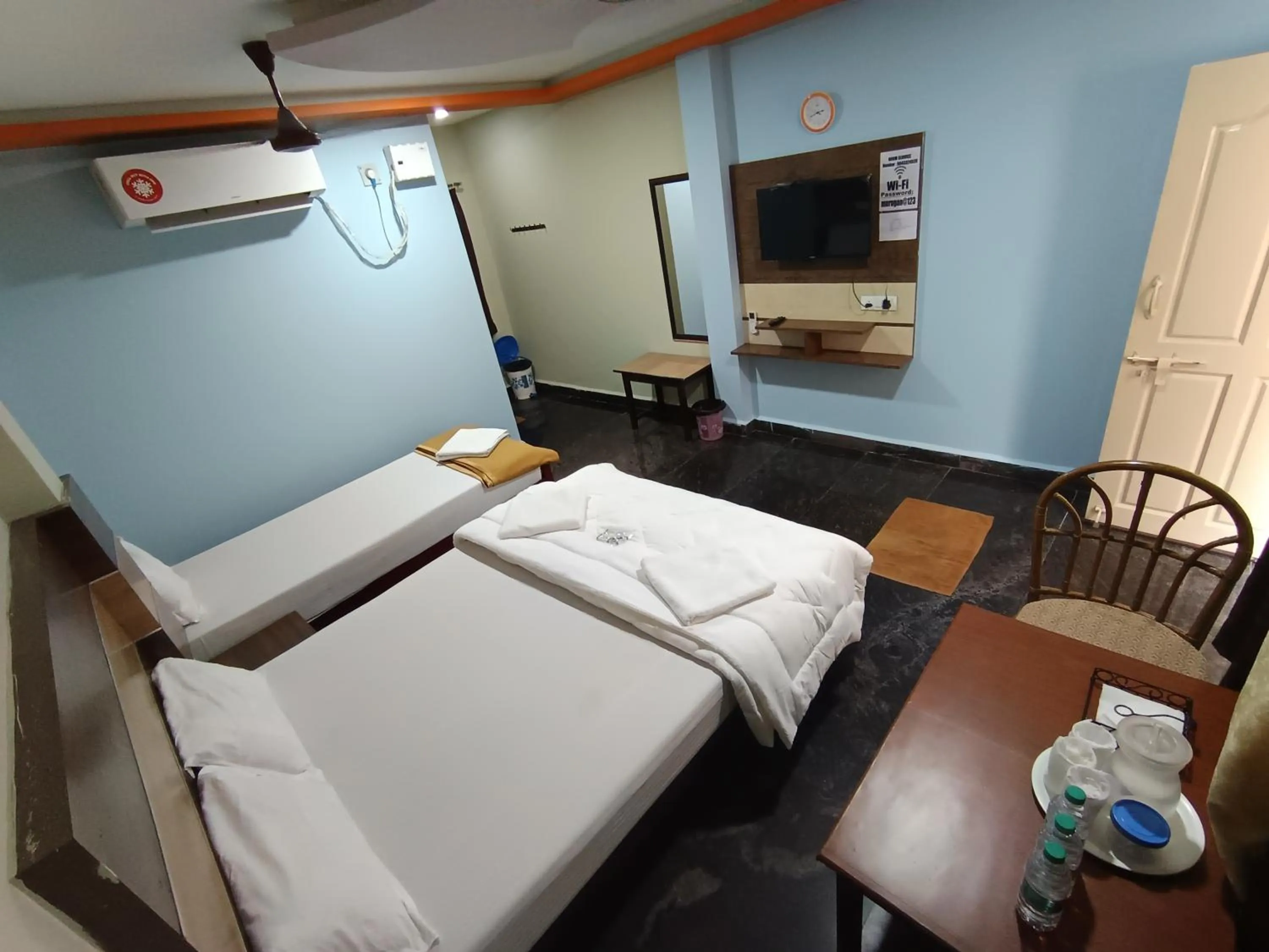 Bed in Sri Murugan Beach Paradise Hotel