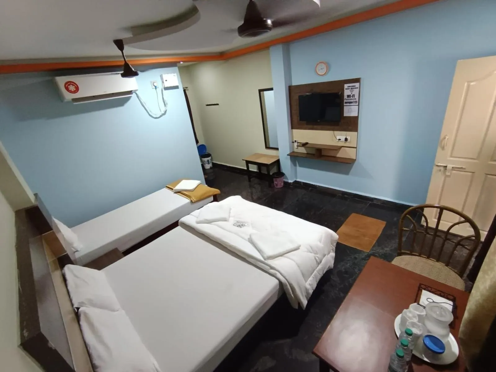 Bed in Sri Murugan Beach Paradise Hotel