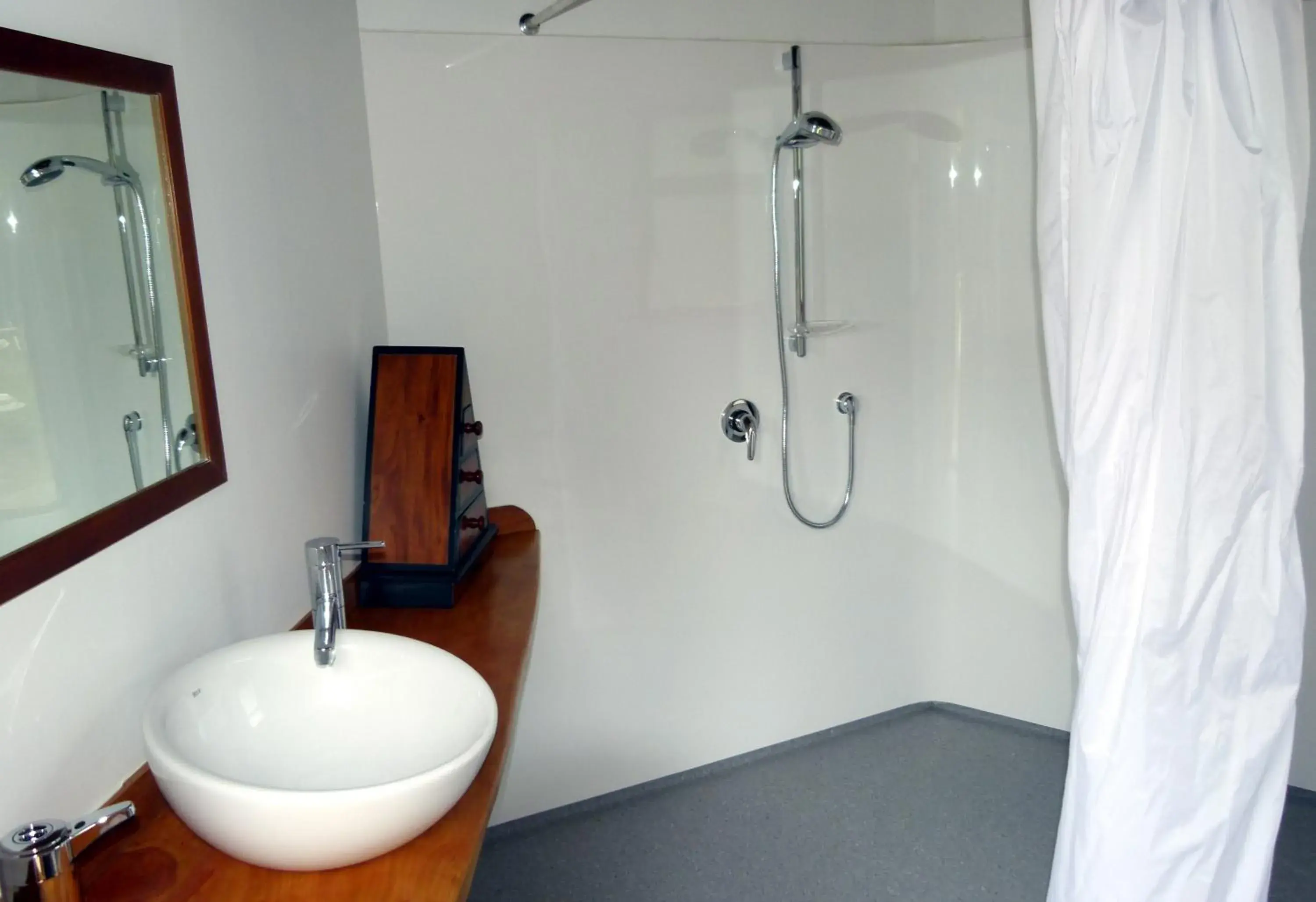 Teepee in Wacky Stays - unique farm-stay glamping rentals, FREE animal feeding tours Teepee in Wacky Stays - unique farm-stay glamping rentals, FREE animal feeding tours