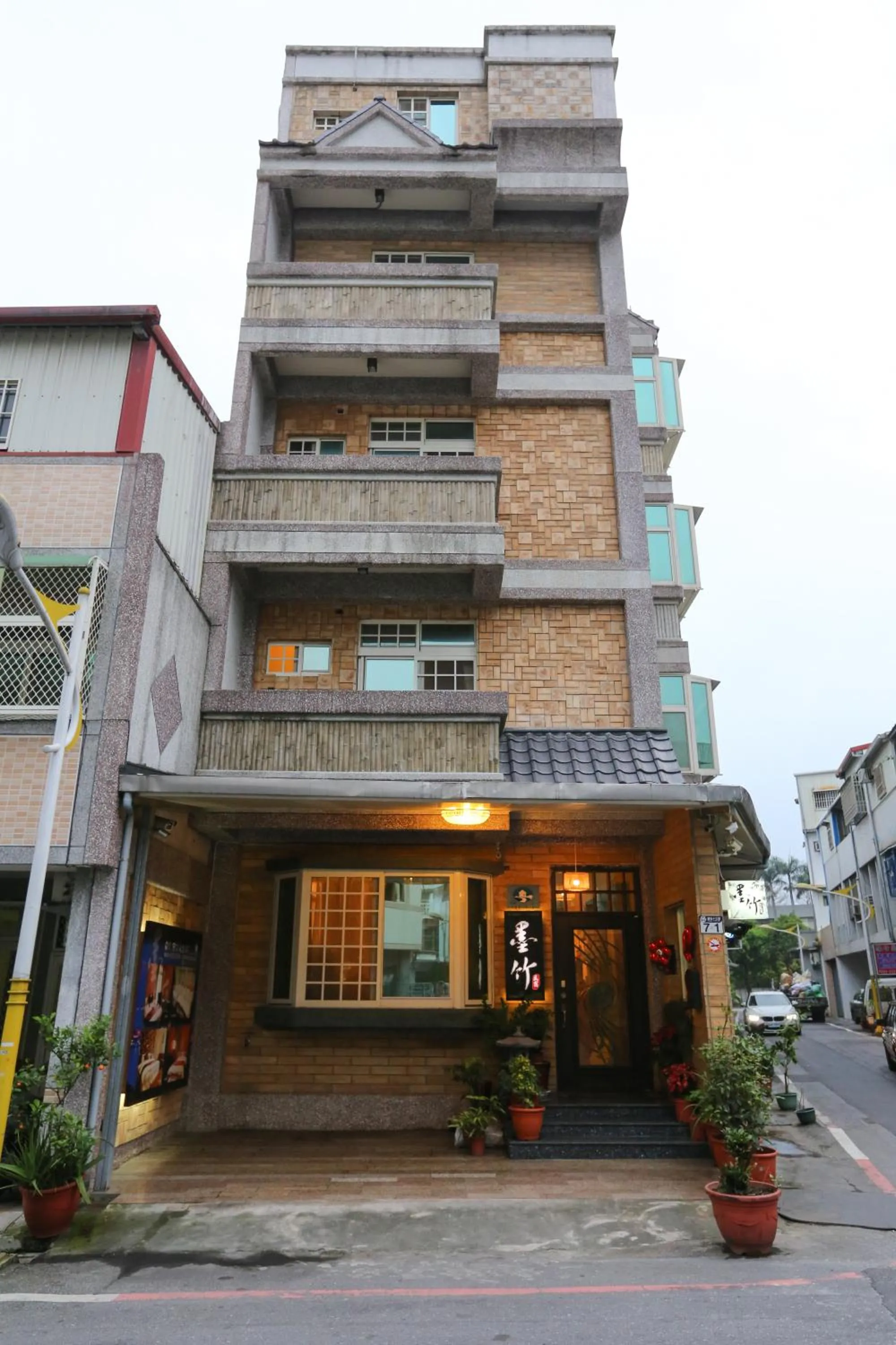 Facade/entrance in Mozhu B&B