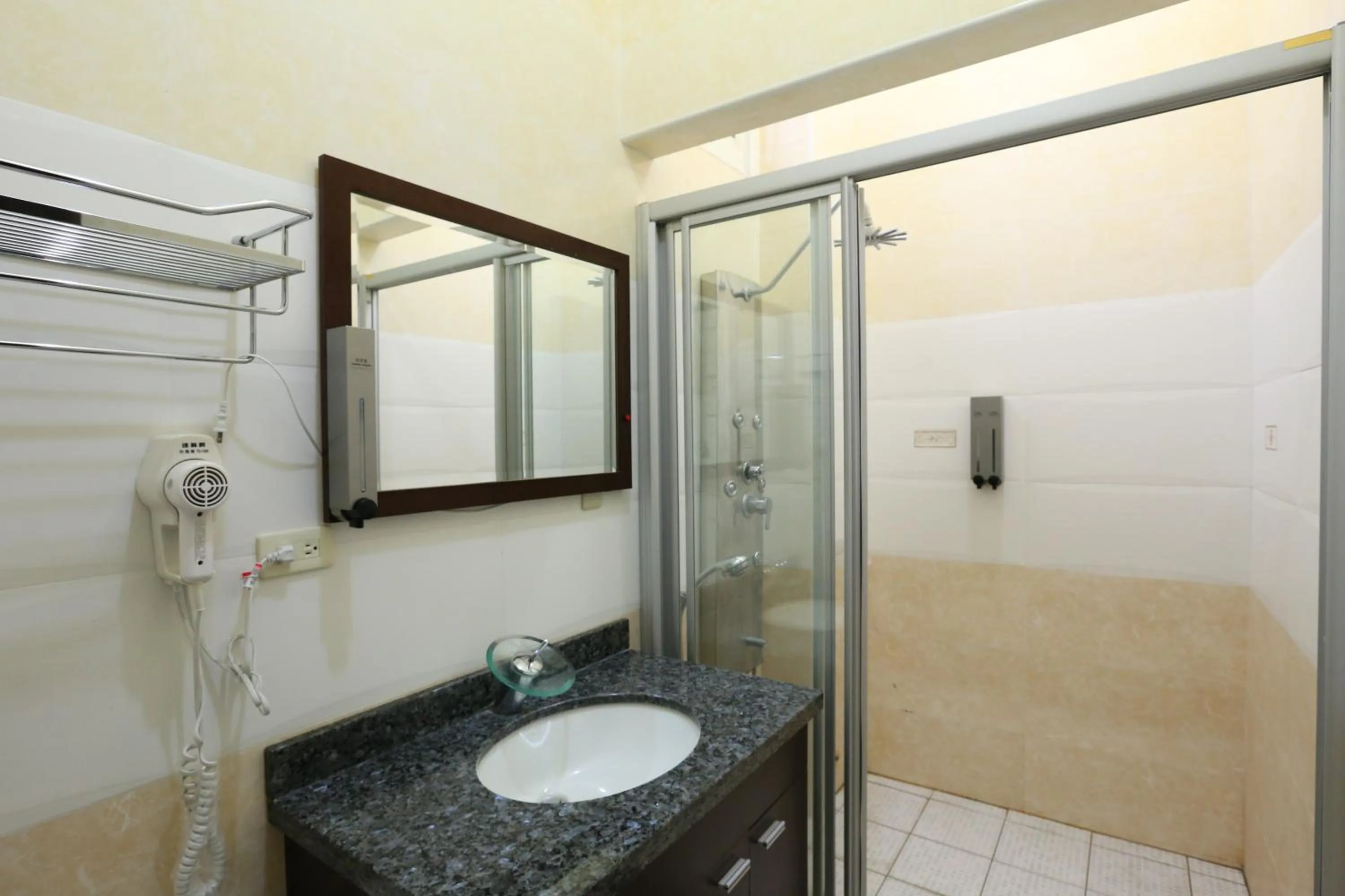 Bathroom in Mozhu B&B