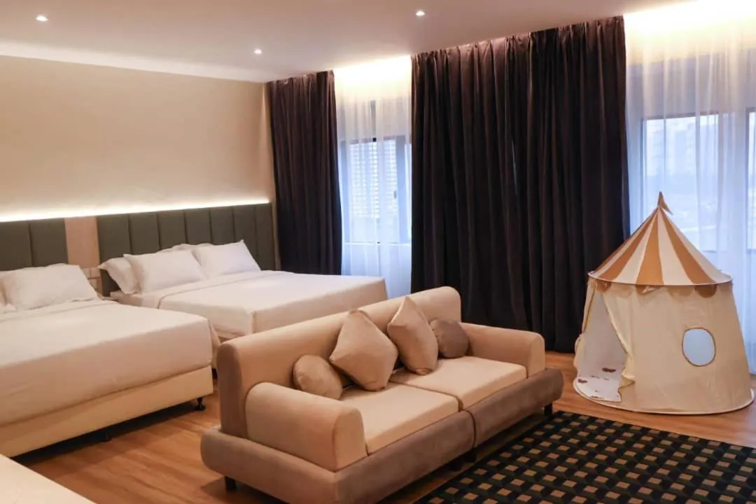 Bed in Crystal Crown Hotel Kuala Lumpur