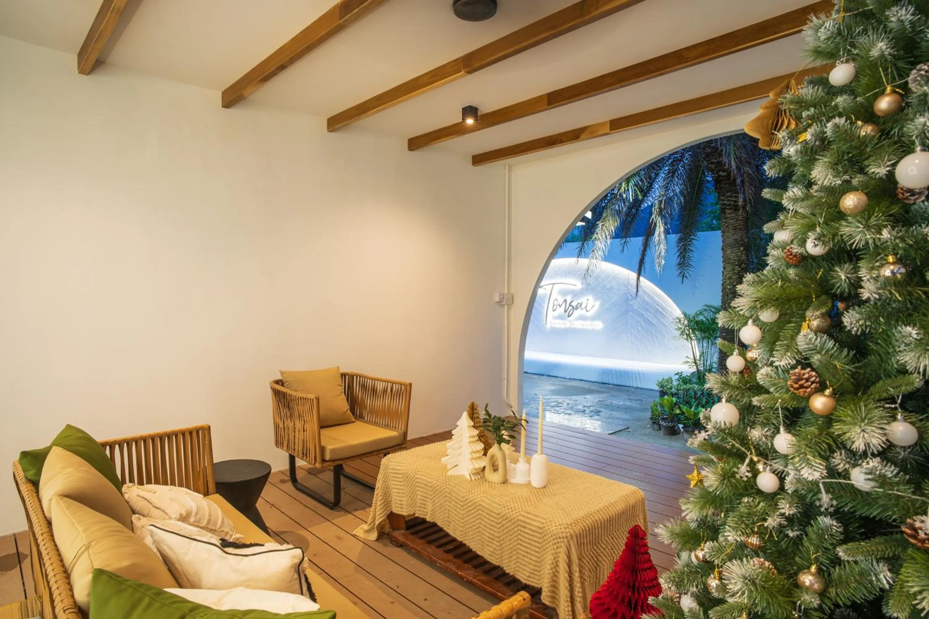 Ton Sai Tropical Phi Phi Island