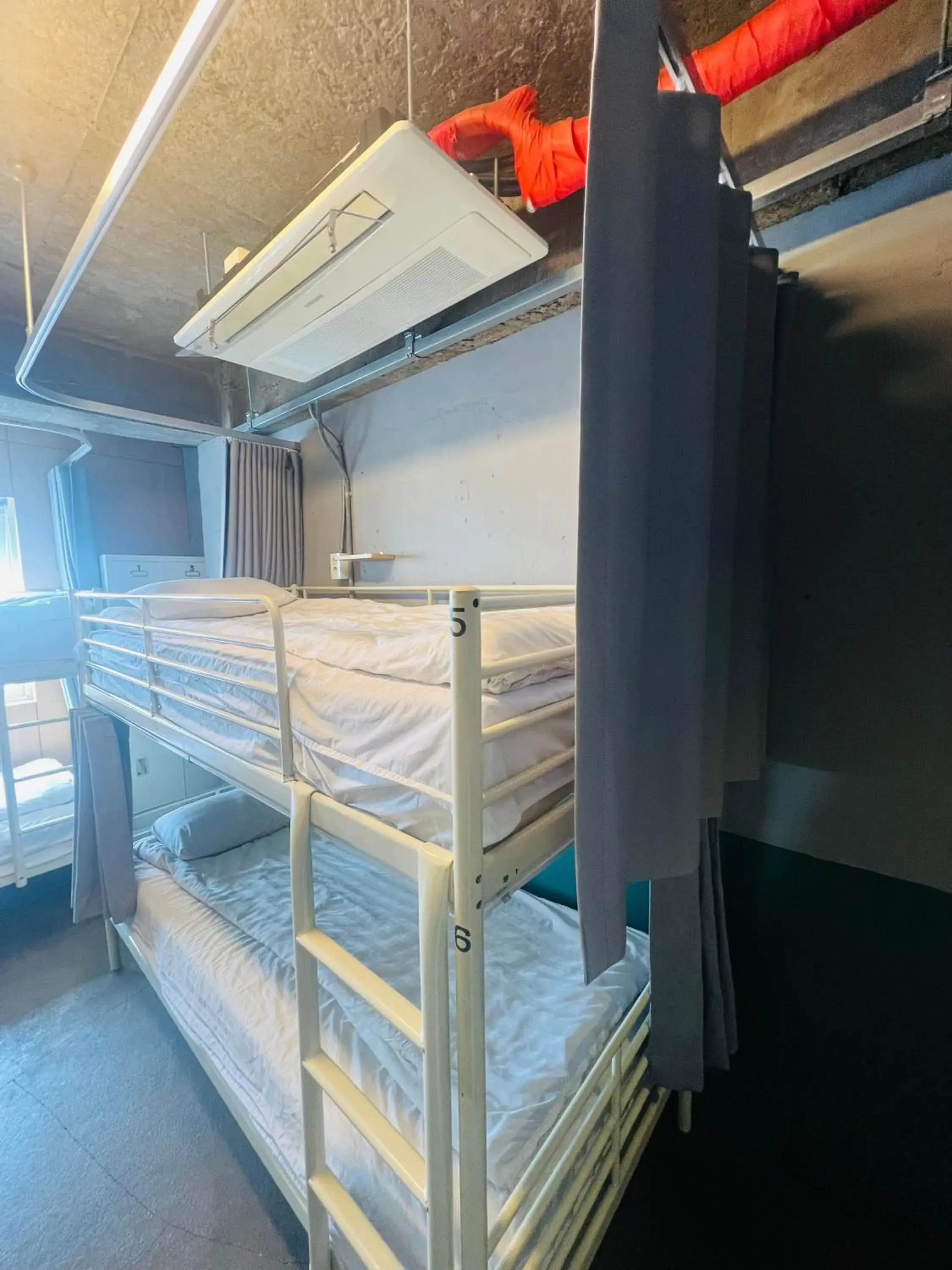 Bed in 6-Bed Female Dormitory Room in G Guesthouse Itaewon In Seoul Bed in 6-Bed Female Dormitory Room in G Guesthouse Itaewon In Seoul