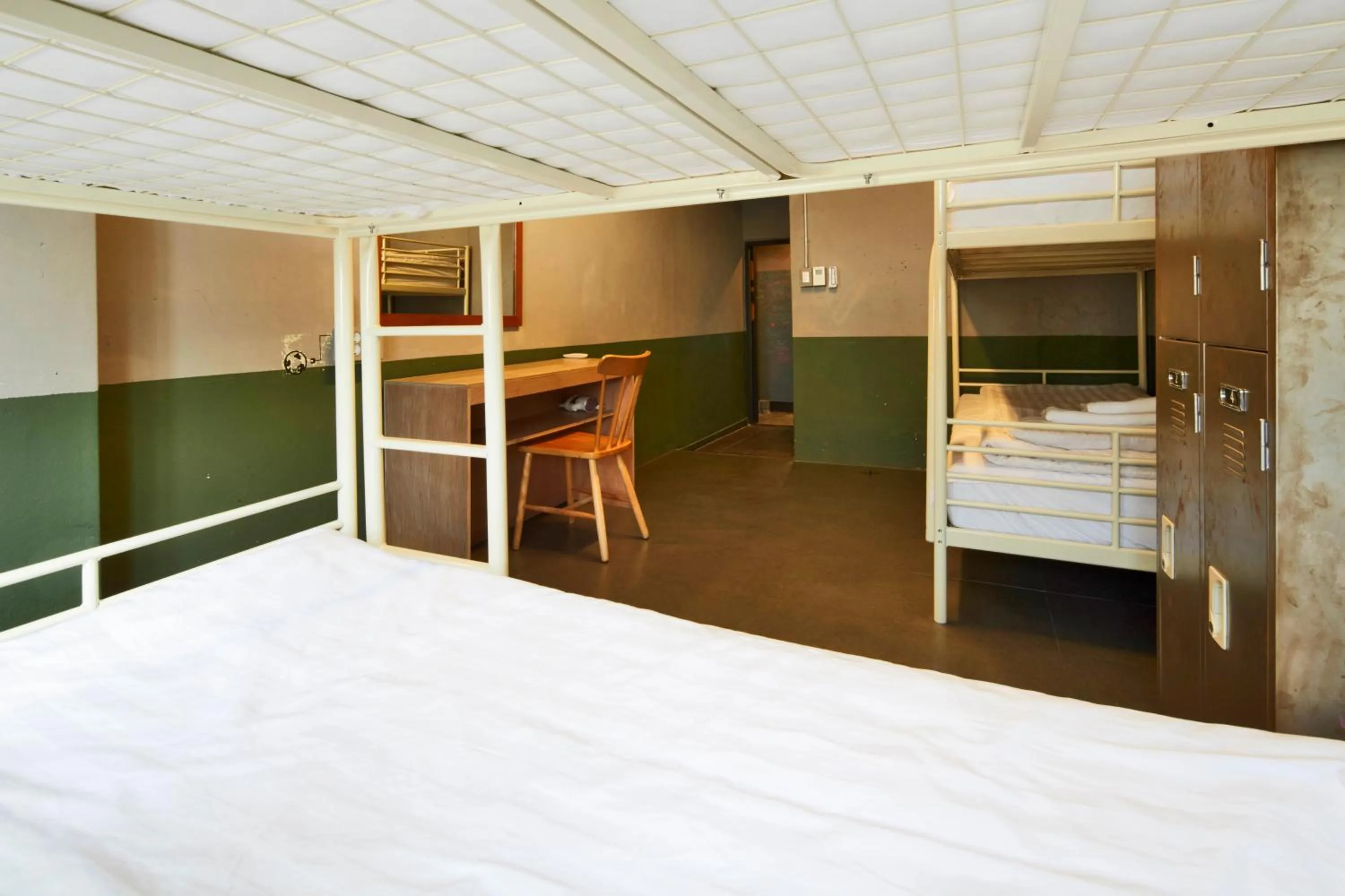 Photo of the whole room, Bed in G Guesthouse Itaewon In Seoul