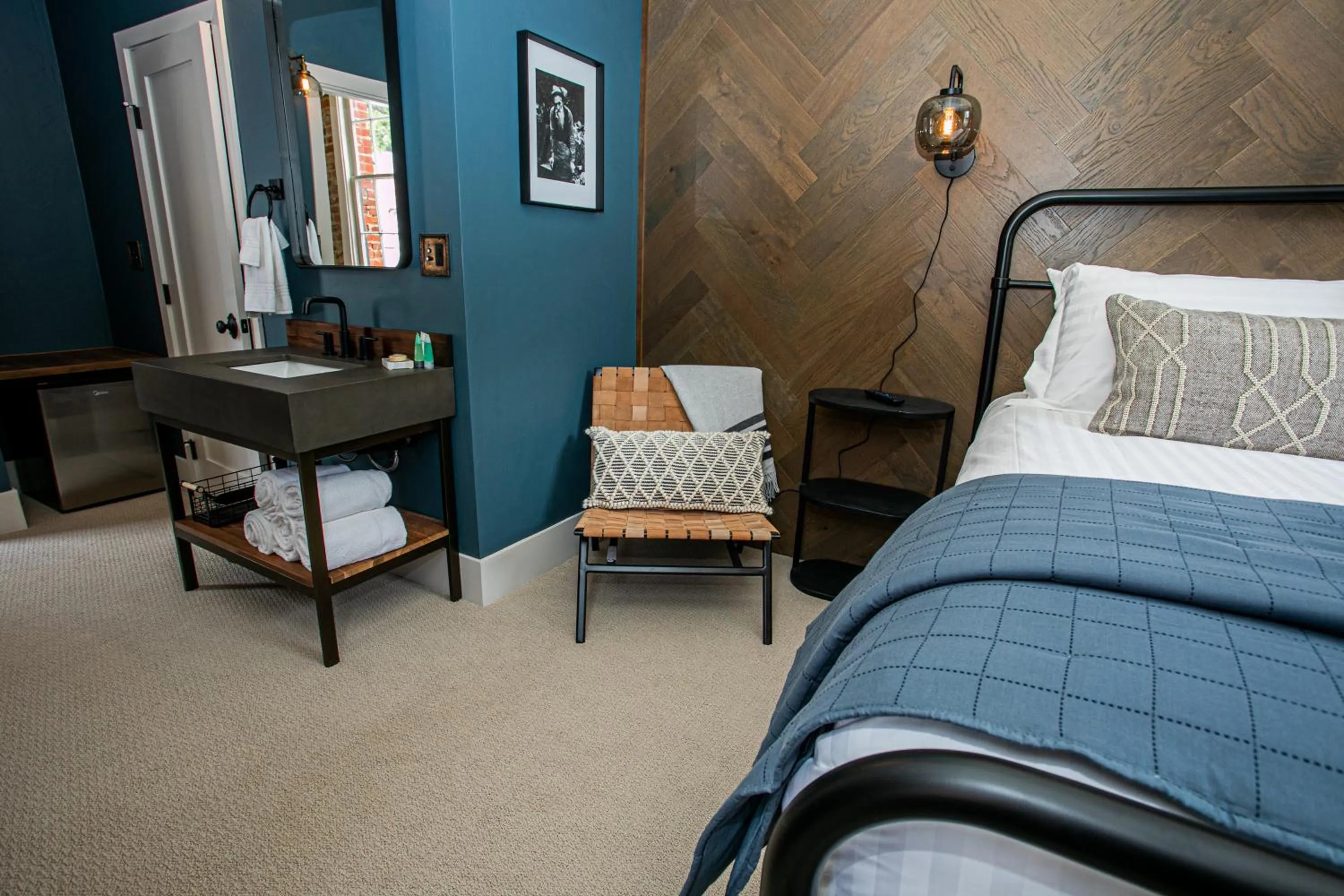 Bed in Historic Jacksonville Inn