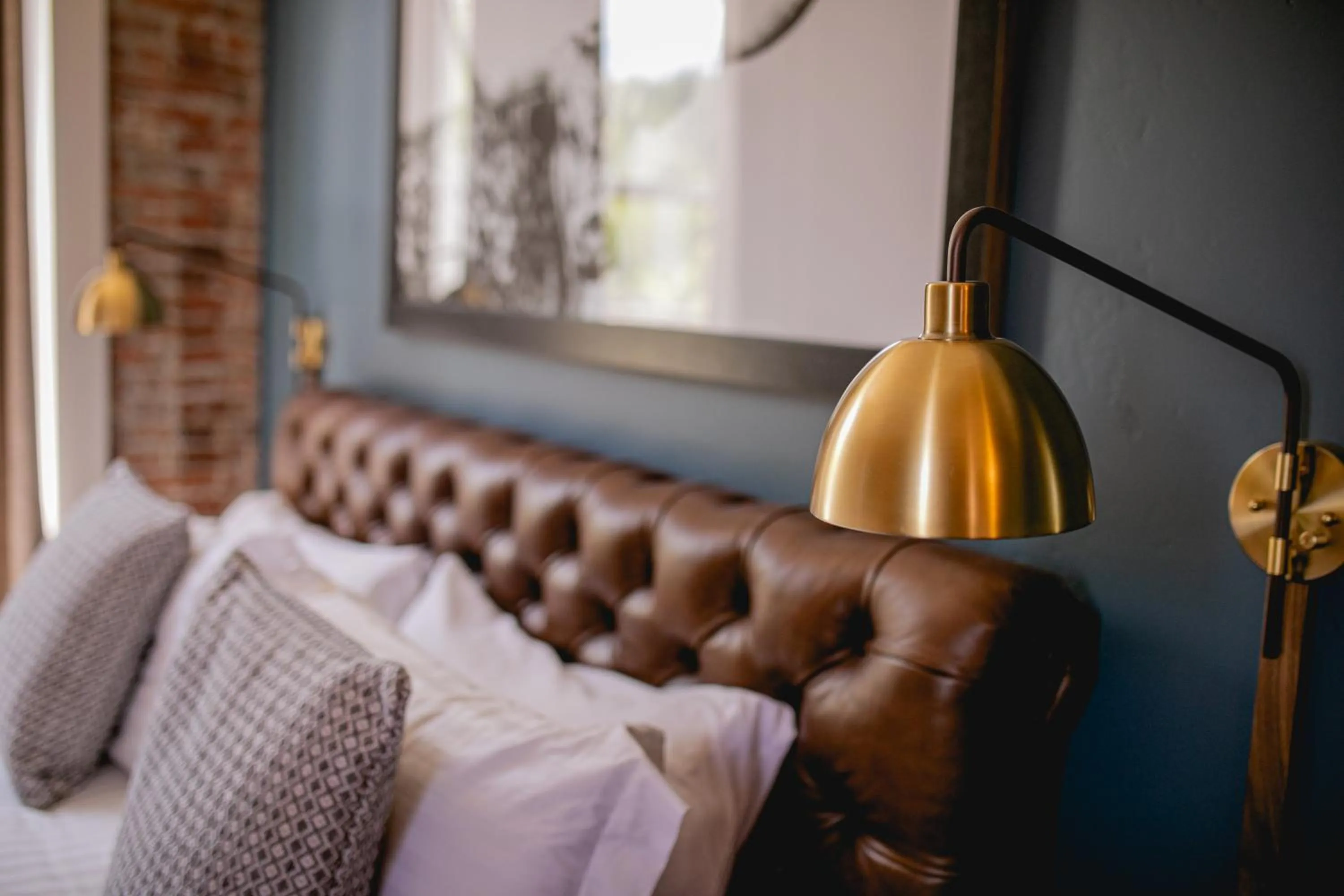 Bed in Historic Jacksonville Inn