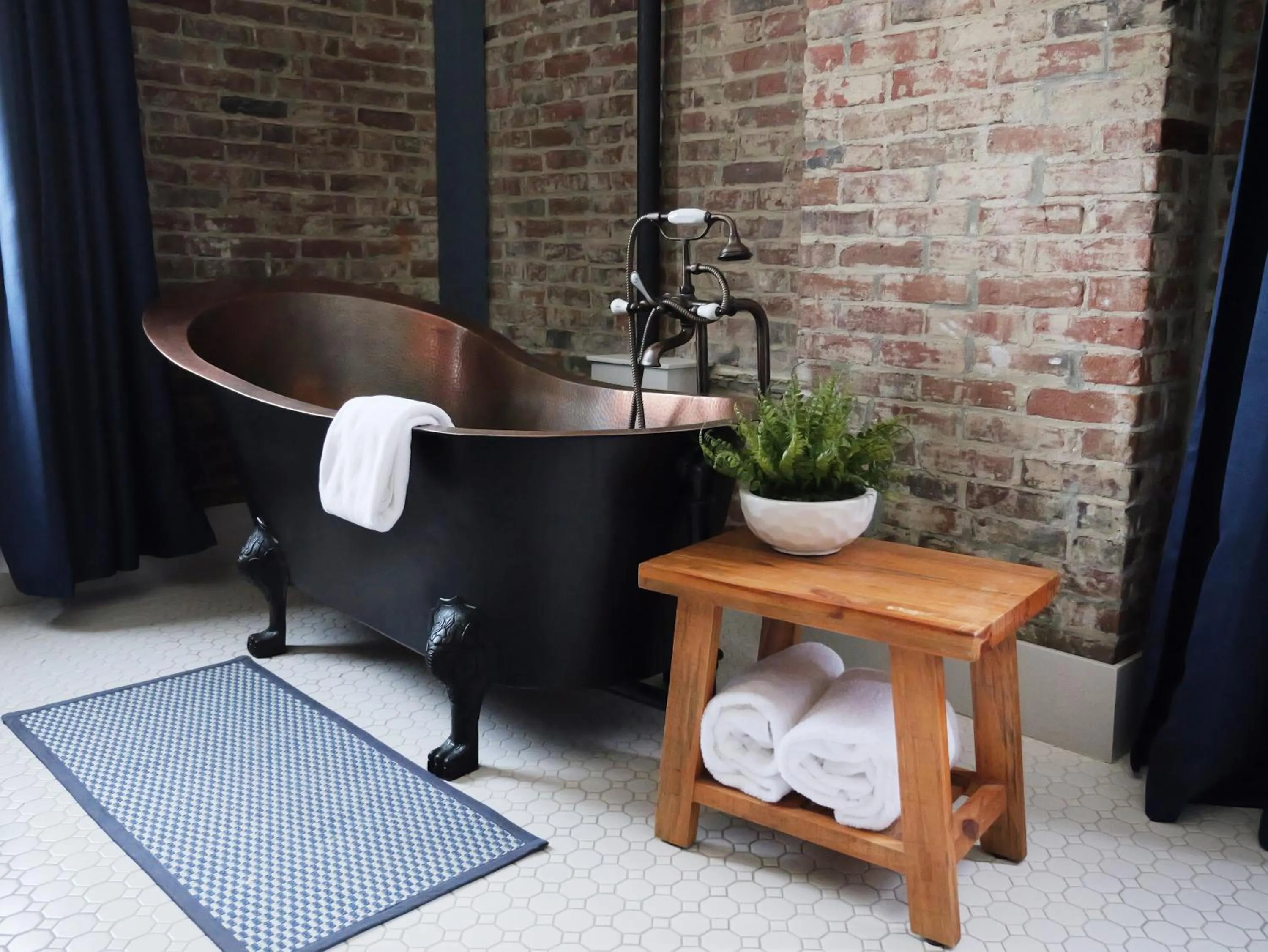 Historic Jacksonville Inn