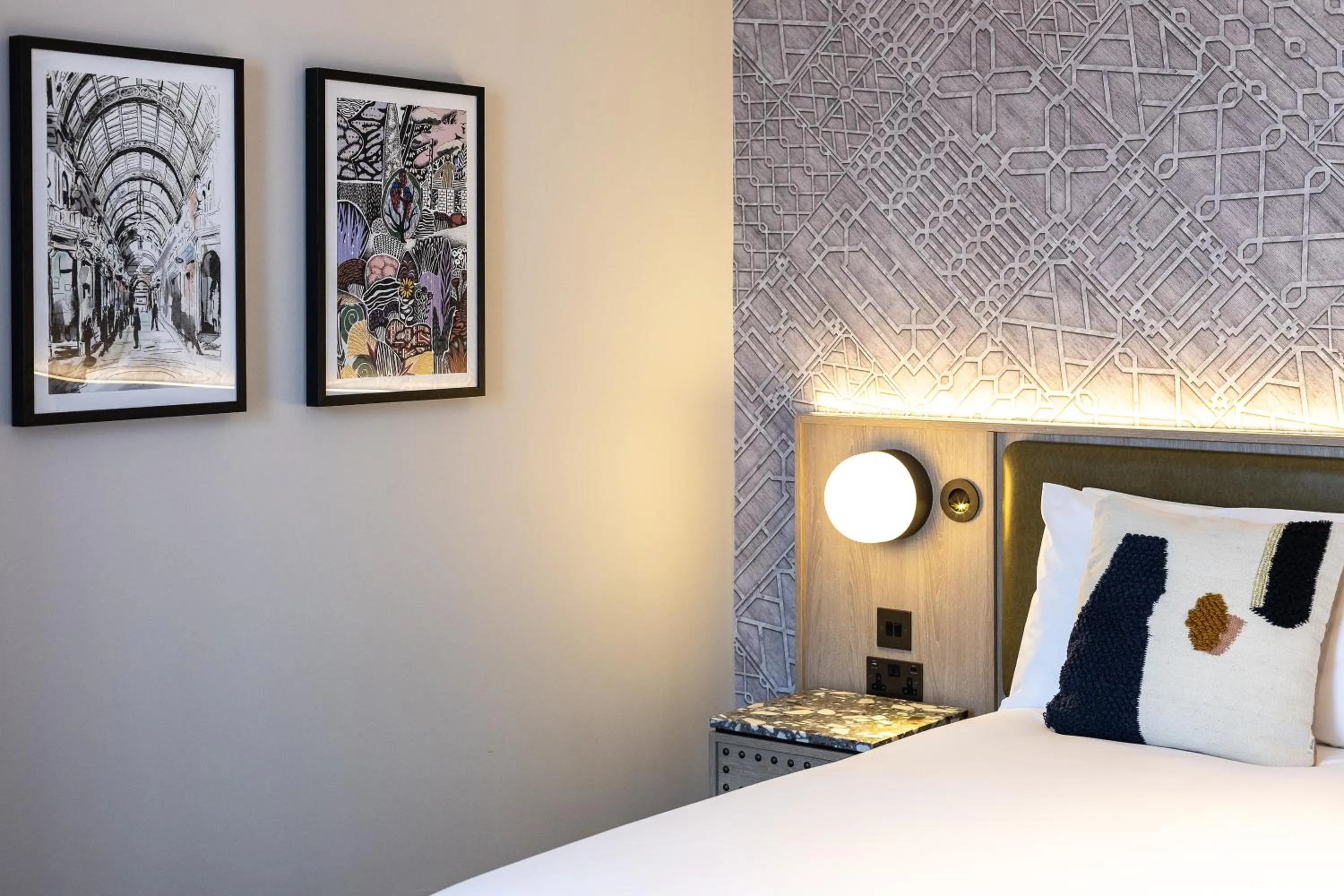 Bed in The Met Hotel Leeds - Newly Refurbished