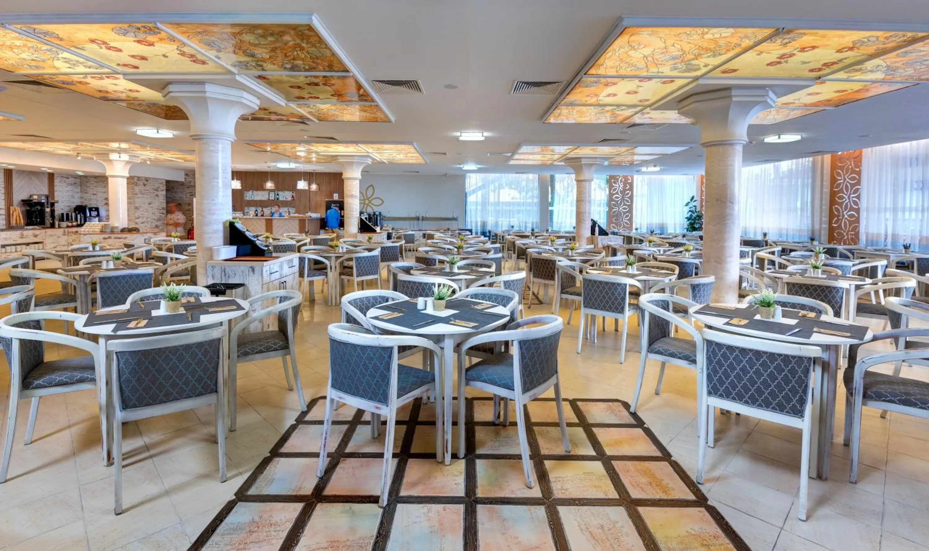 Restaurant/places to eat in Sentido Bellevue Beach- All Inclusive & Beach Access