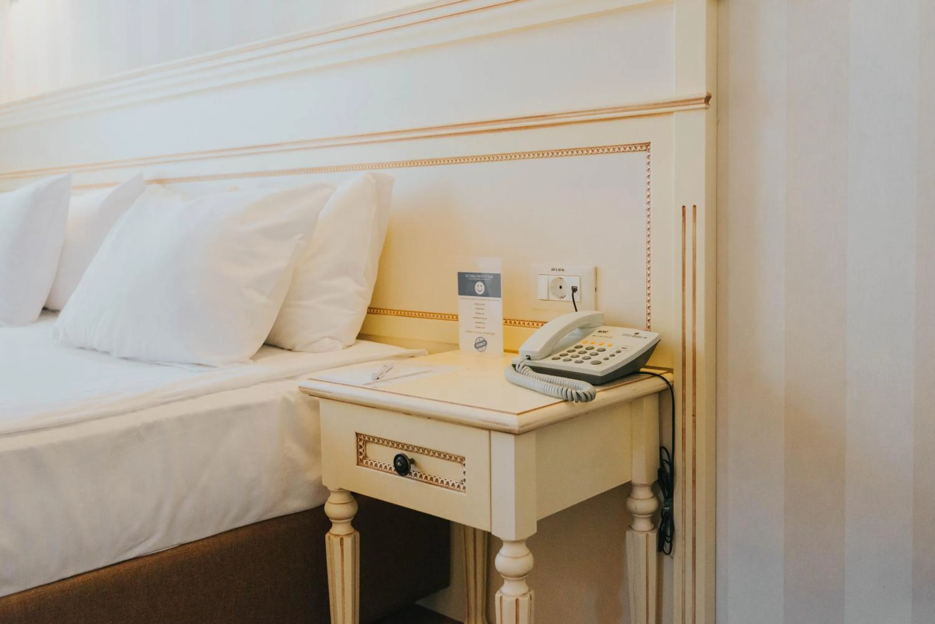 Decorative detail, Bed in Premier Geneva Hotel