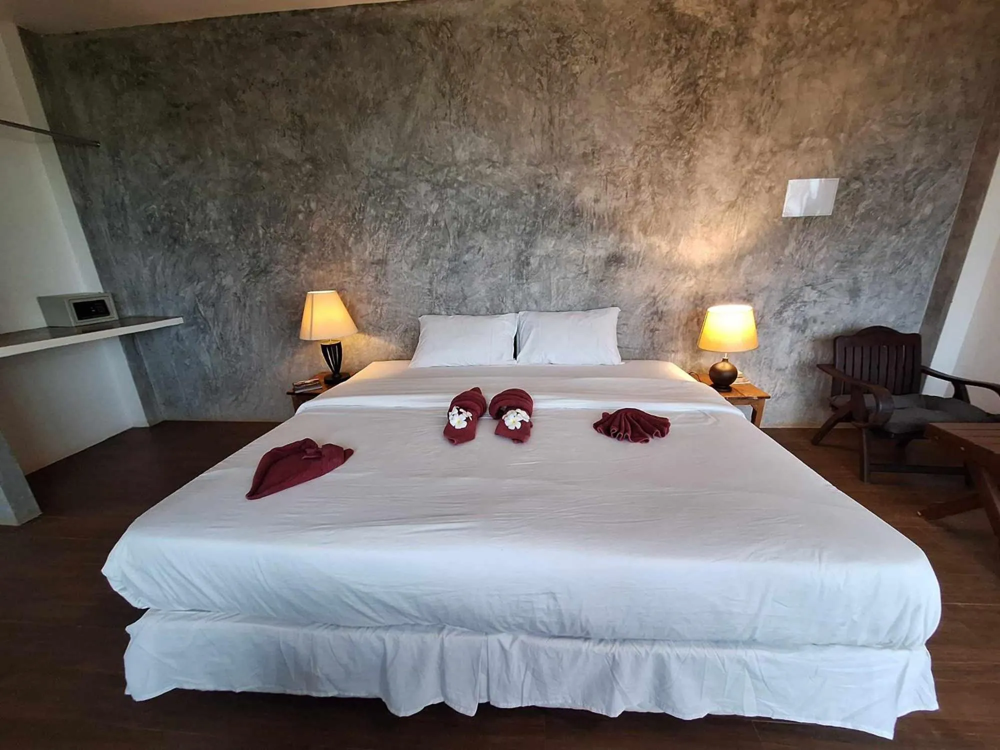 Bed in Seabreeze @ Koh Mak