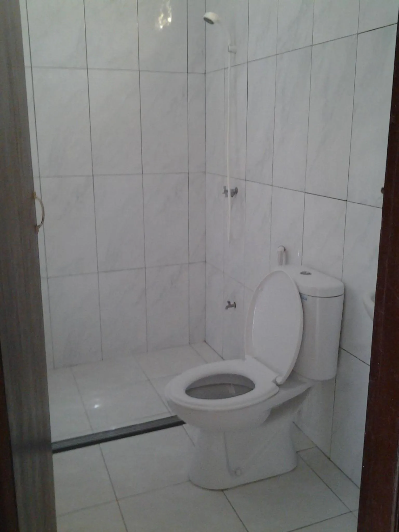 Bathroom in Mahendra Beach Inn