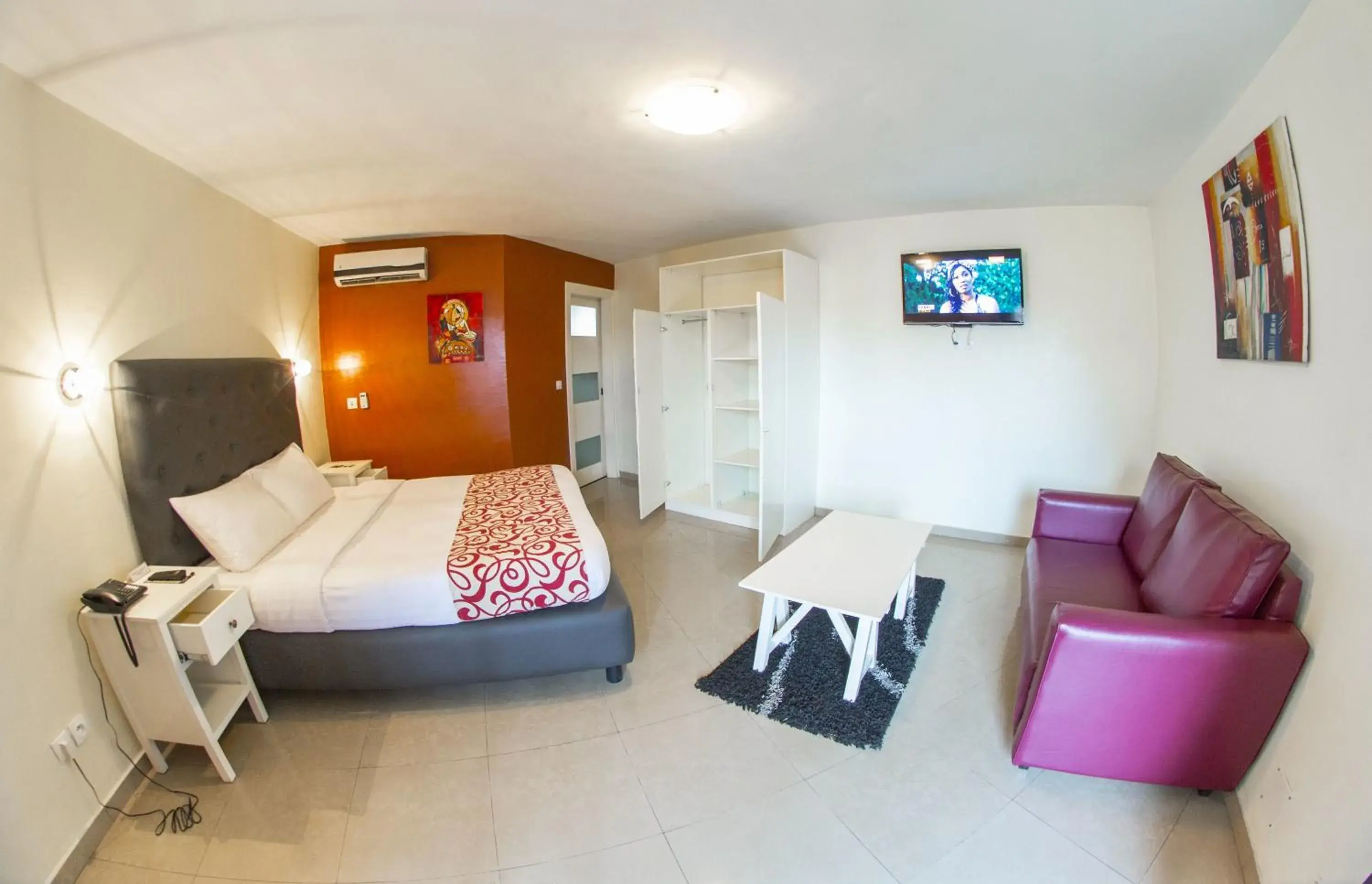 Suite with Spa Bath in Détente Hôtel Suite with Spa Bath in Détente Hôtel