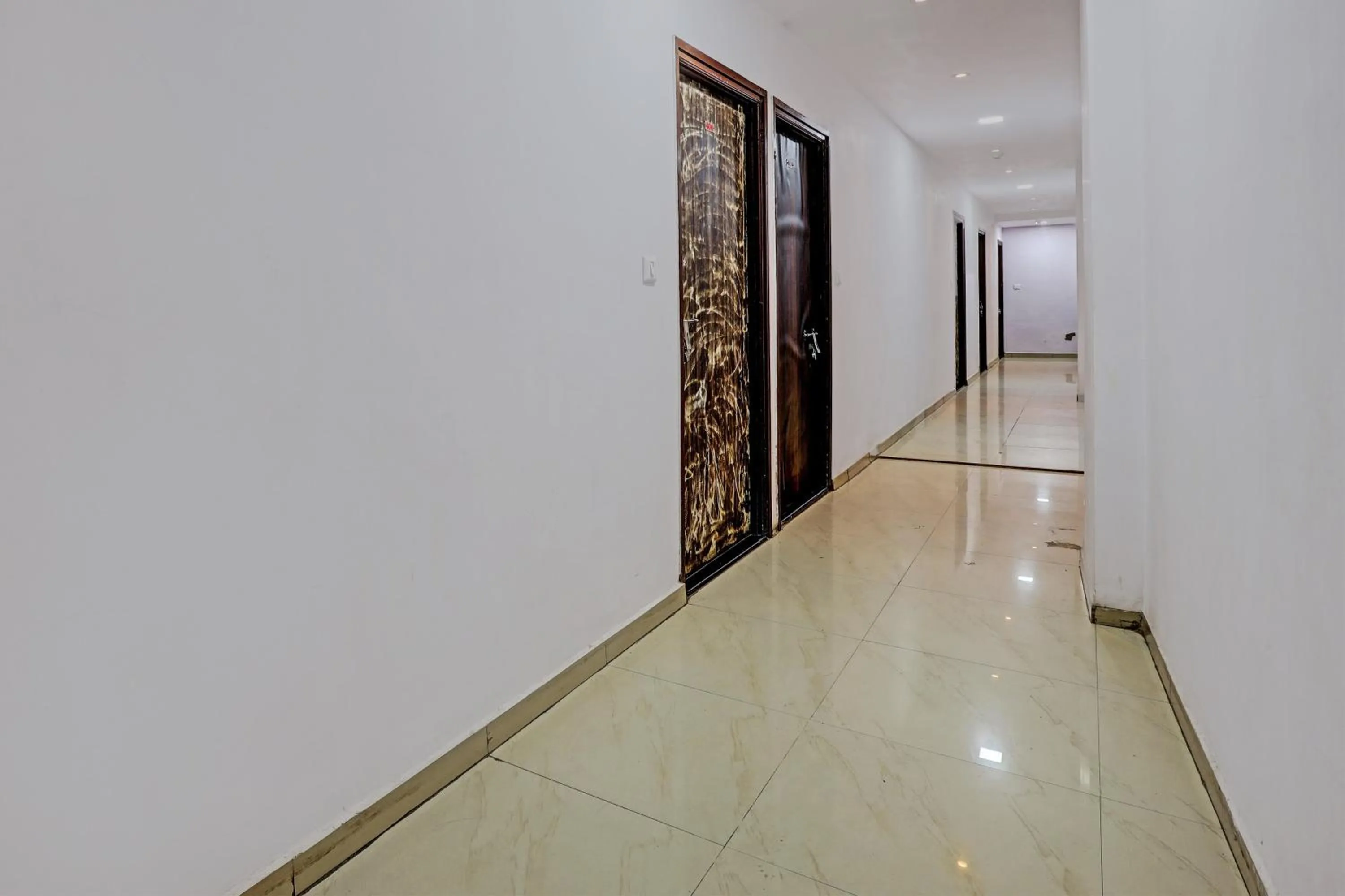 Lobby or reception in Hotel O Royal Inn