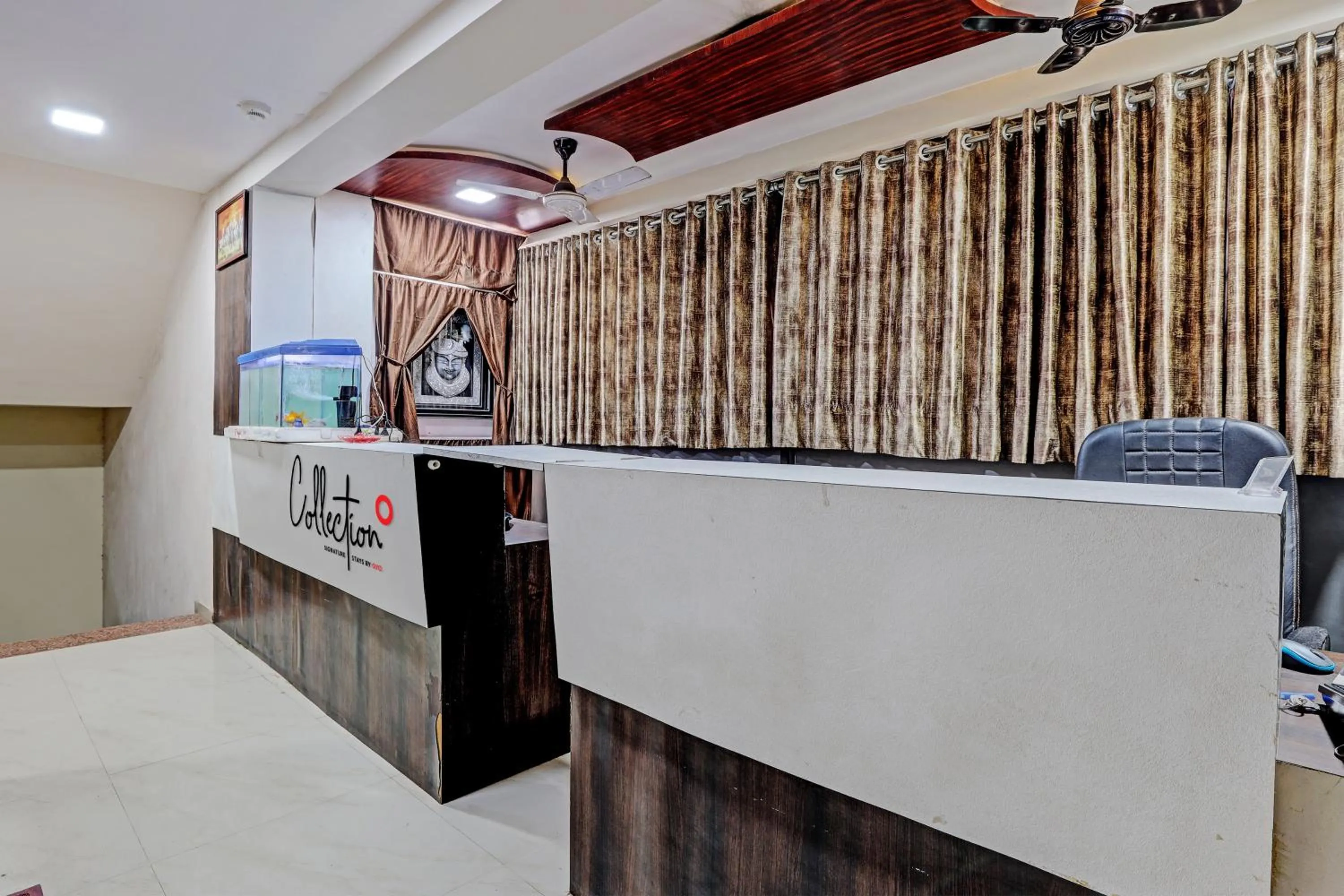 Lobby or reception in Hotel O Royal Inn