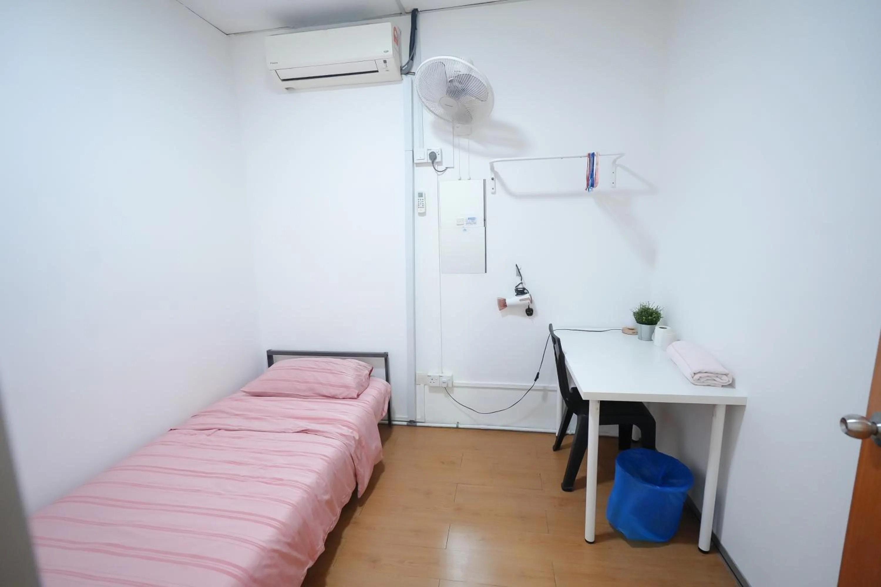 Bed in Aimelia guest house