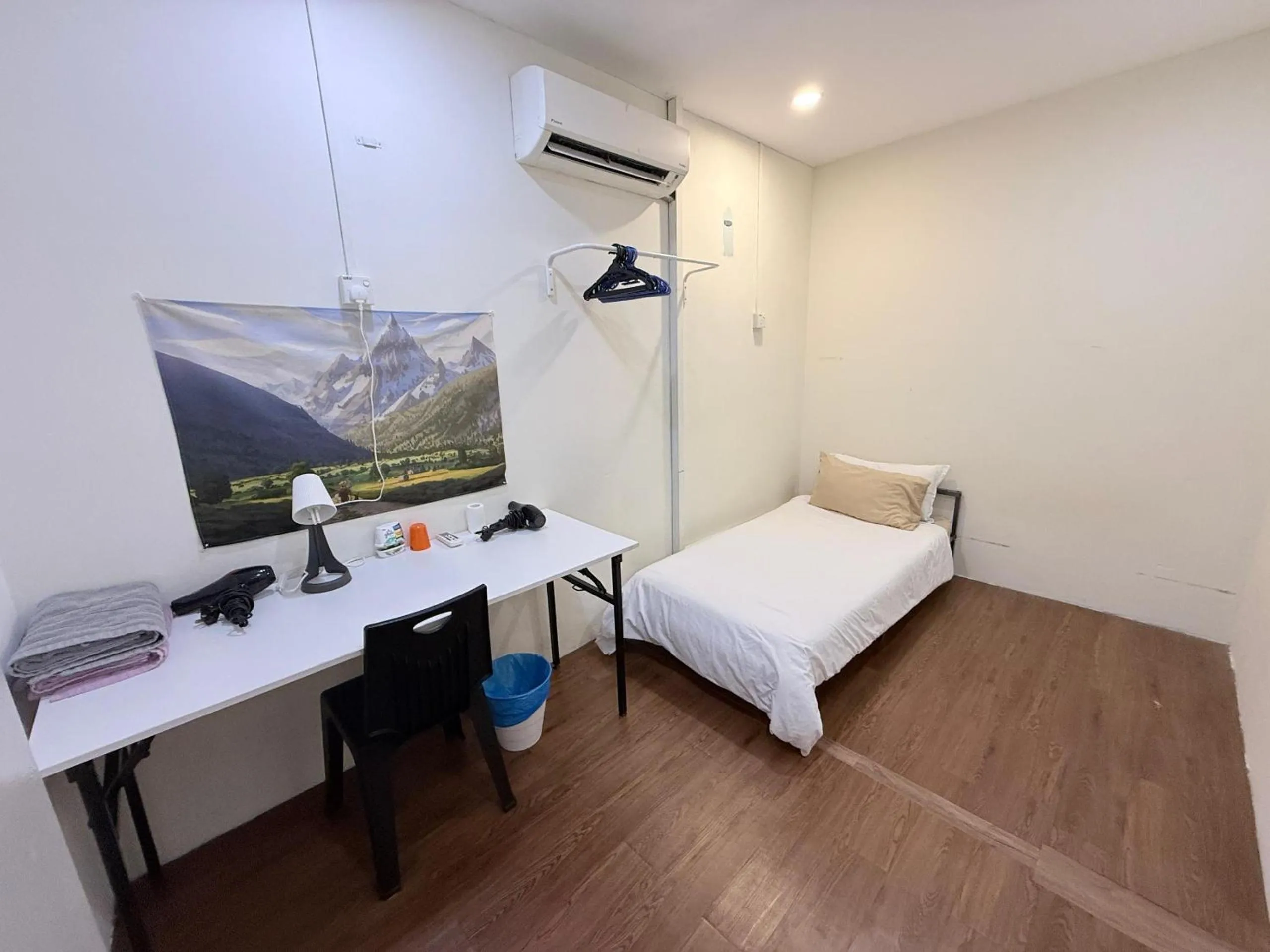 Bed in Aimelia guest house