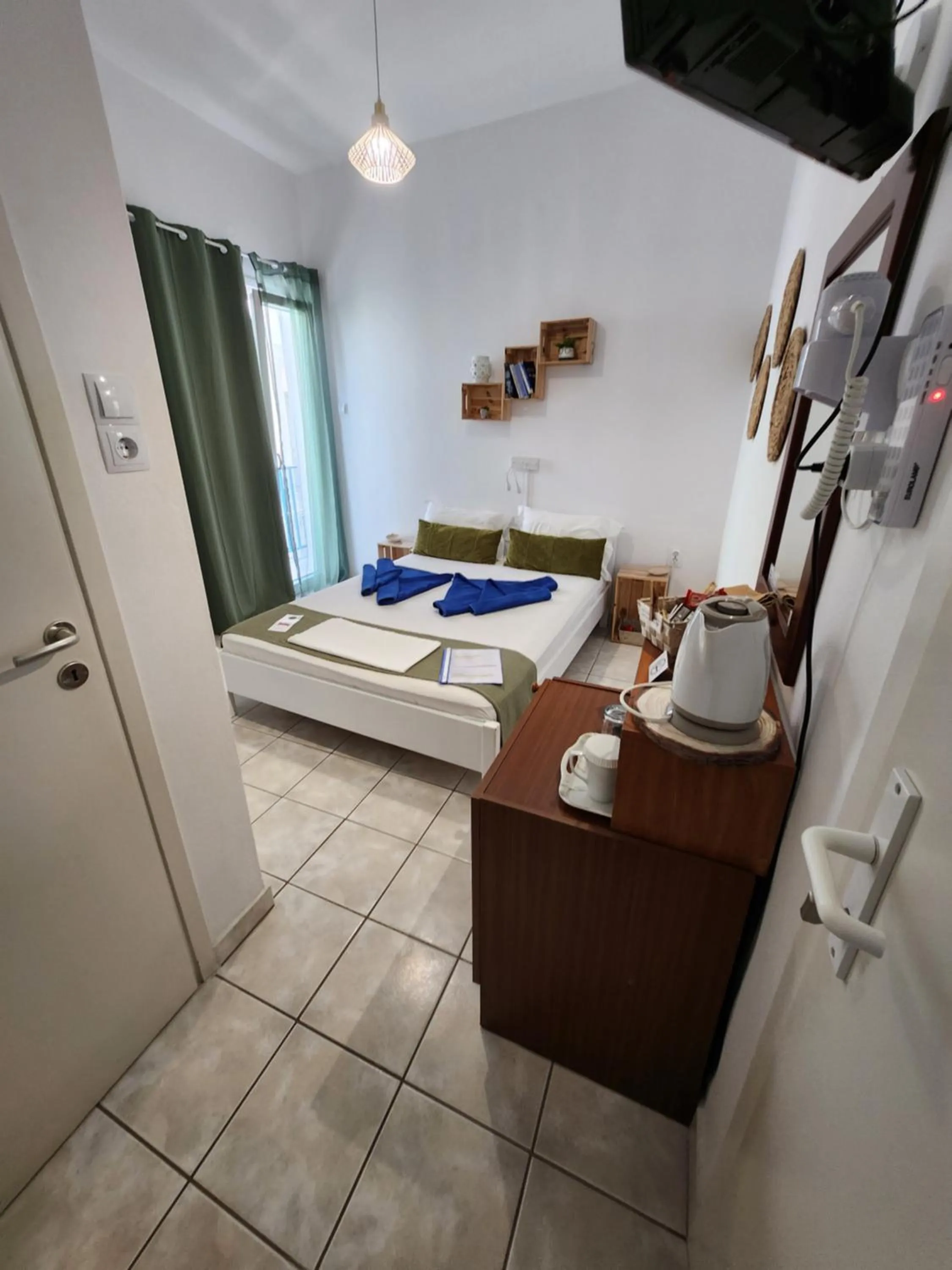 Bed in Kato Yialos Paros