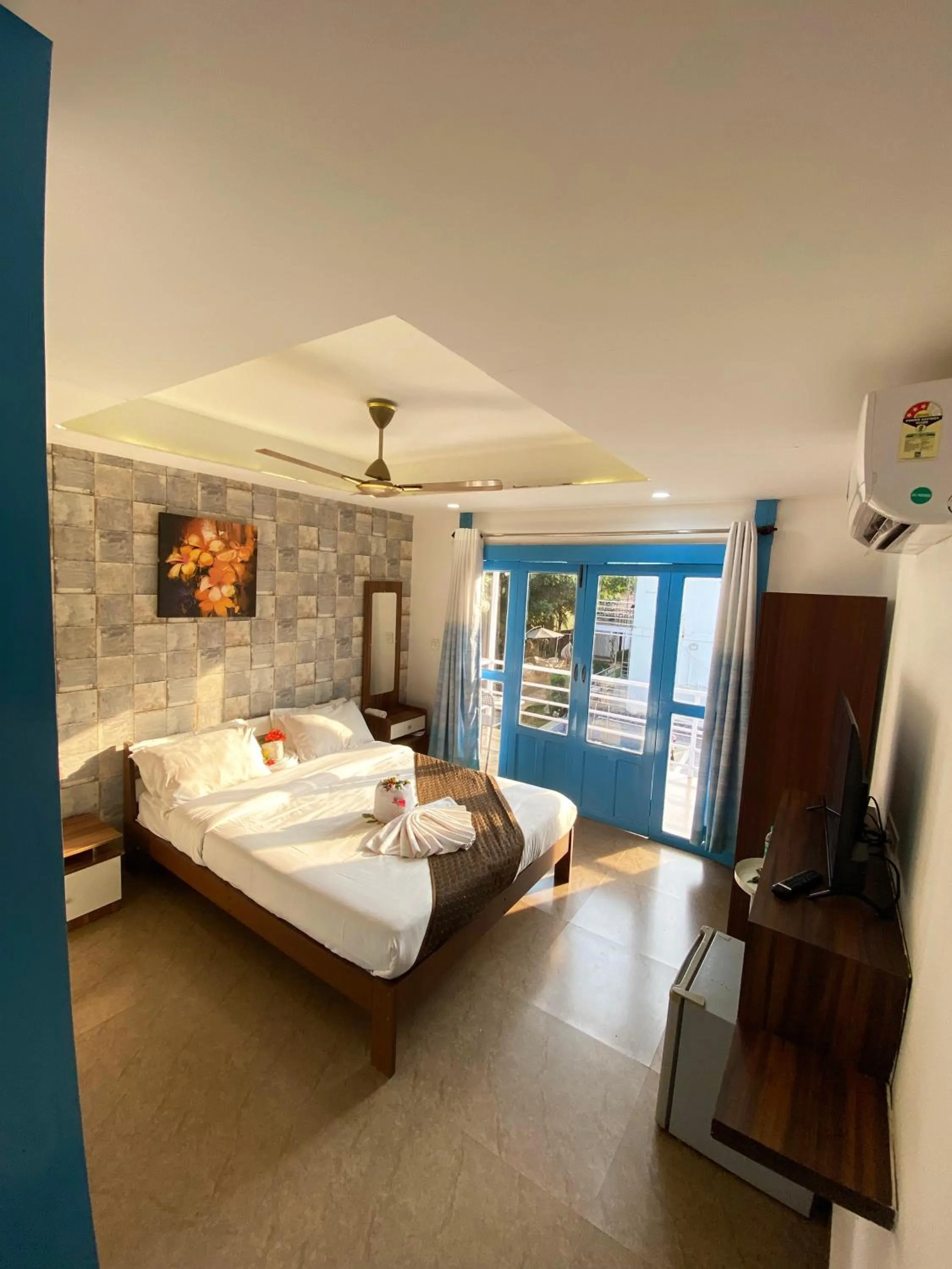 Bed in BOHO BY THE BEACH Resort