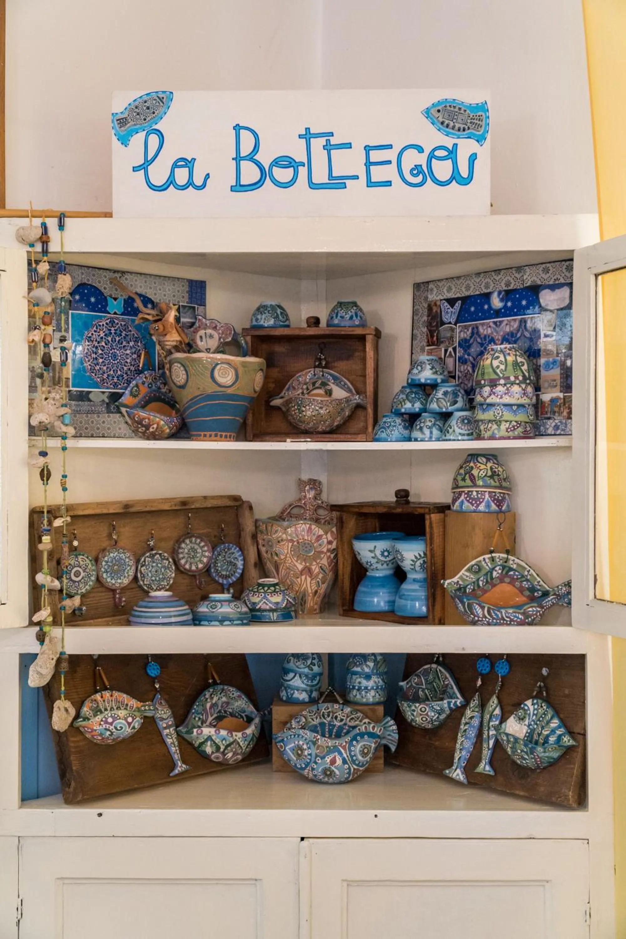 Decorative detail in Hotel Villa Rosa