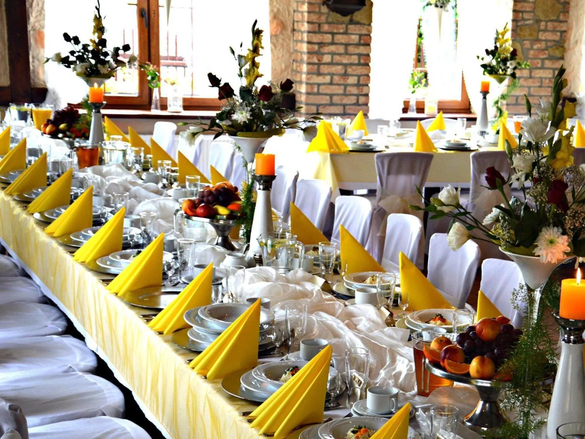 Restaurant/places to eat in Hotel Sjesta