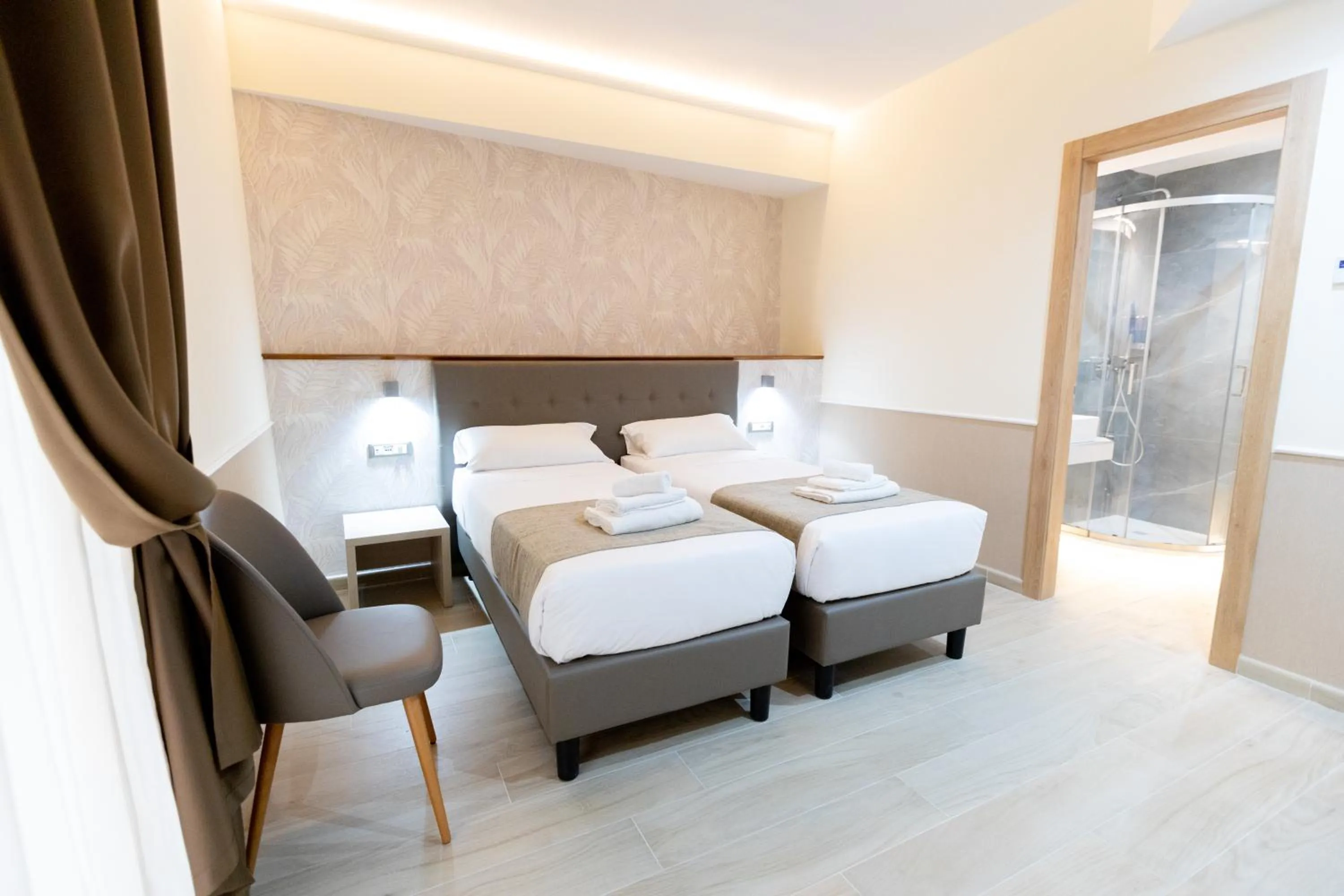 Bed in Hotel Maximus