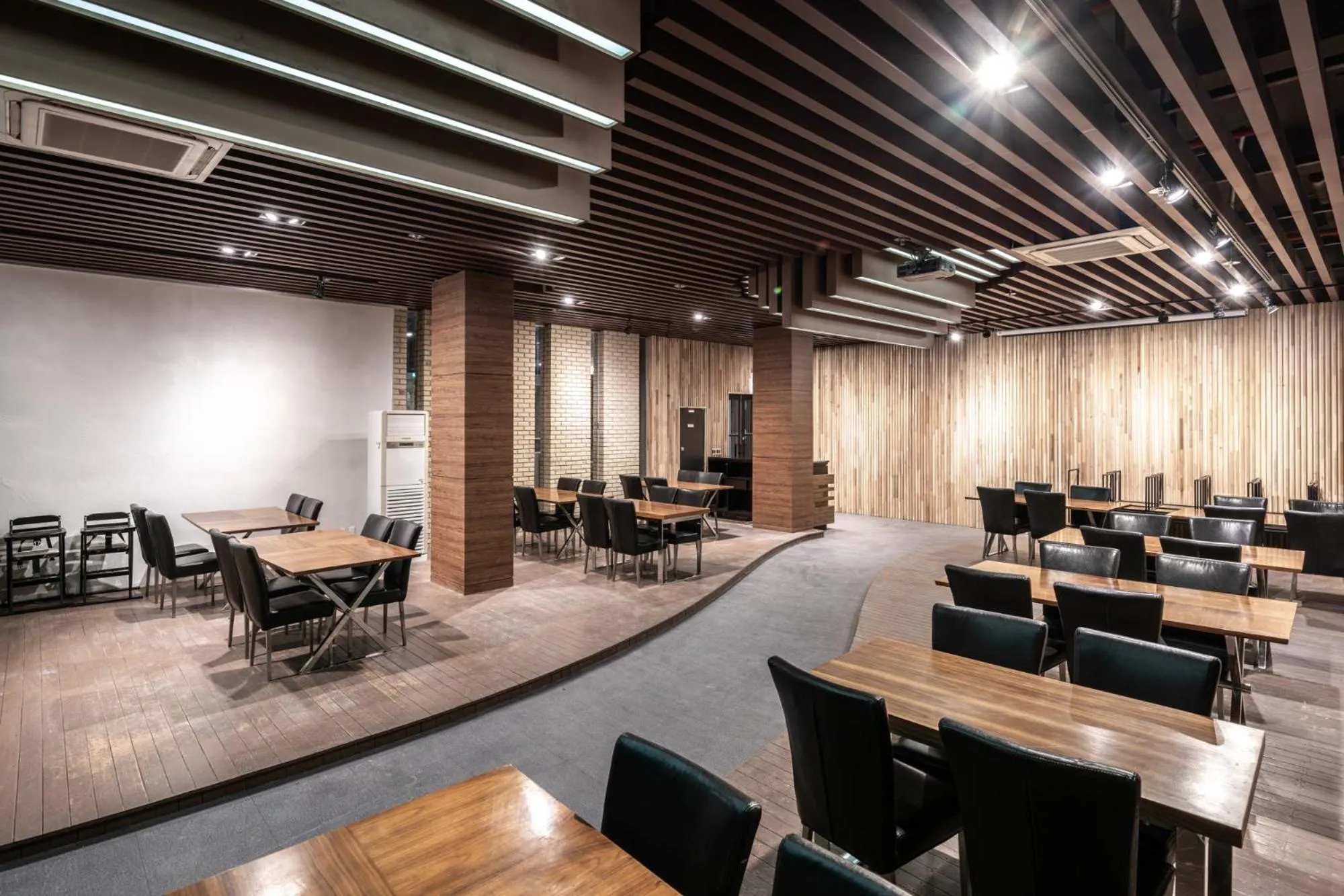 Restaurant/places to eat in Jeonju Jazz Around Hotel