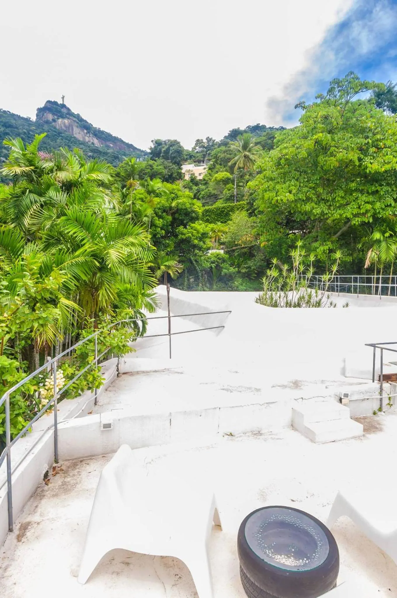 Nearby landmark in Les Jardins de Rio Boutique Hotel