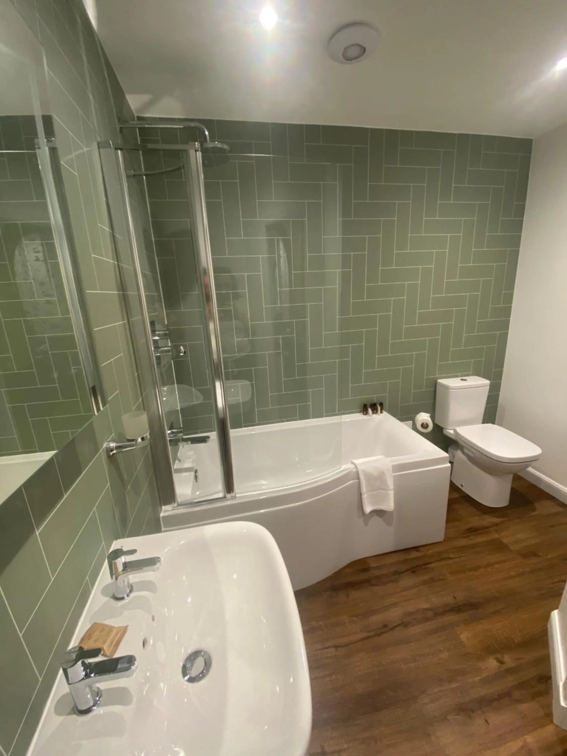 Bathroom in Falls of Lora Hotel