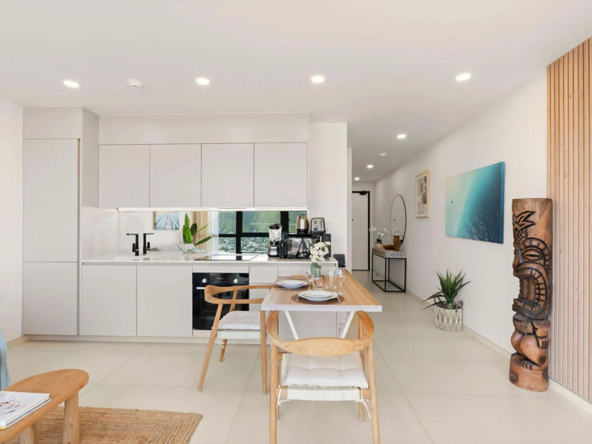Kitchen or kitchenette in The Hills Residence