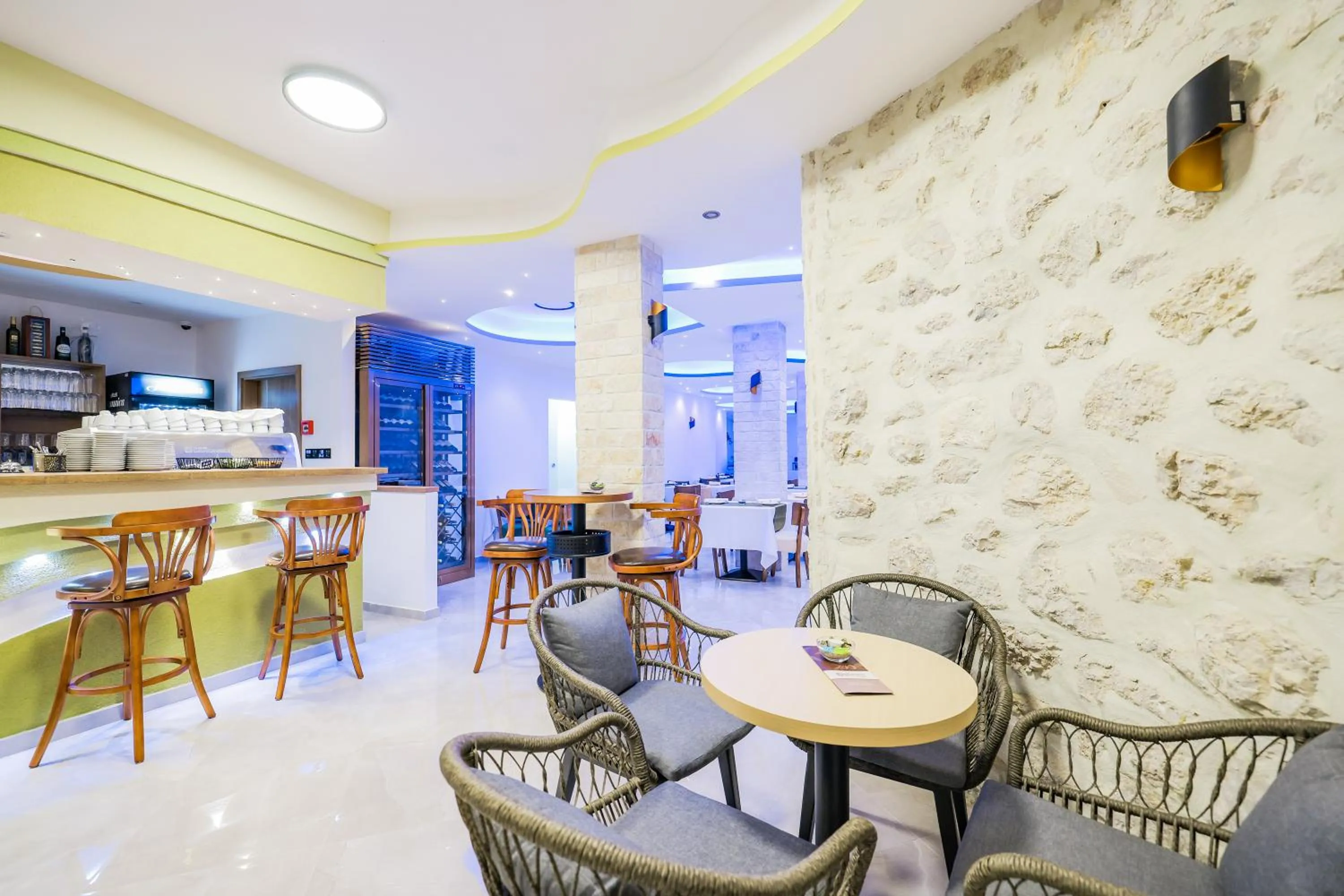 Restaurant/places to eat in Hotel Kanjon Zrmanje