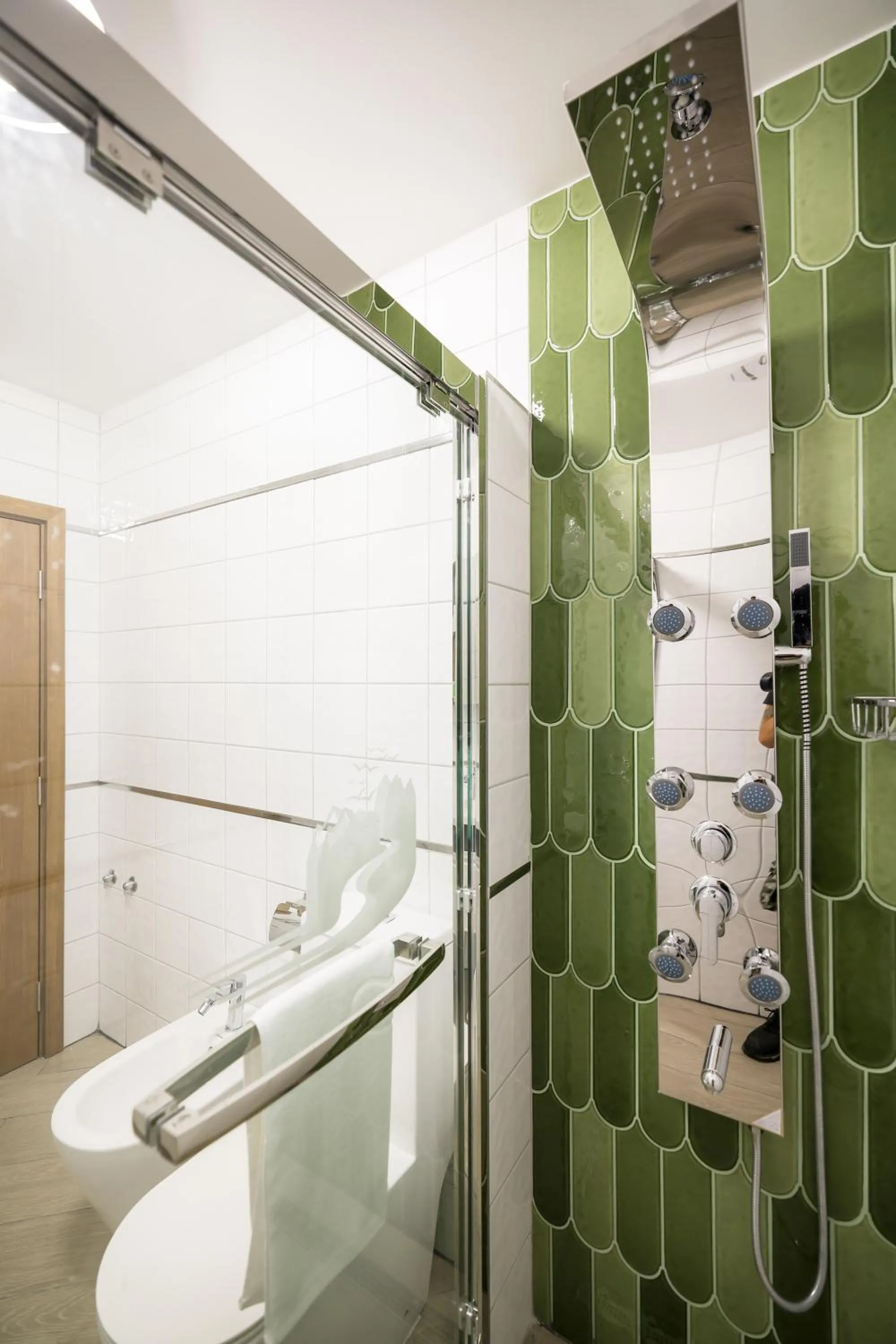 Shower in Hotel Kanjon Zrmanje