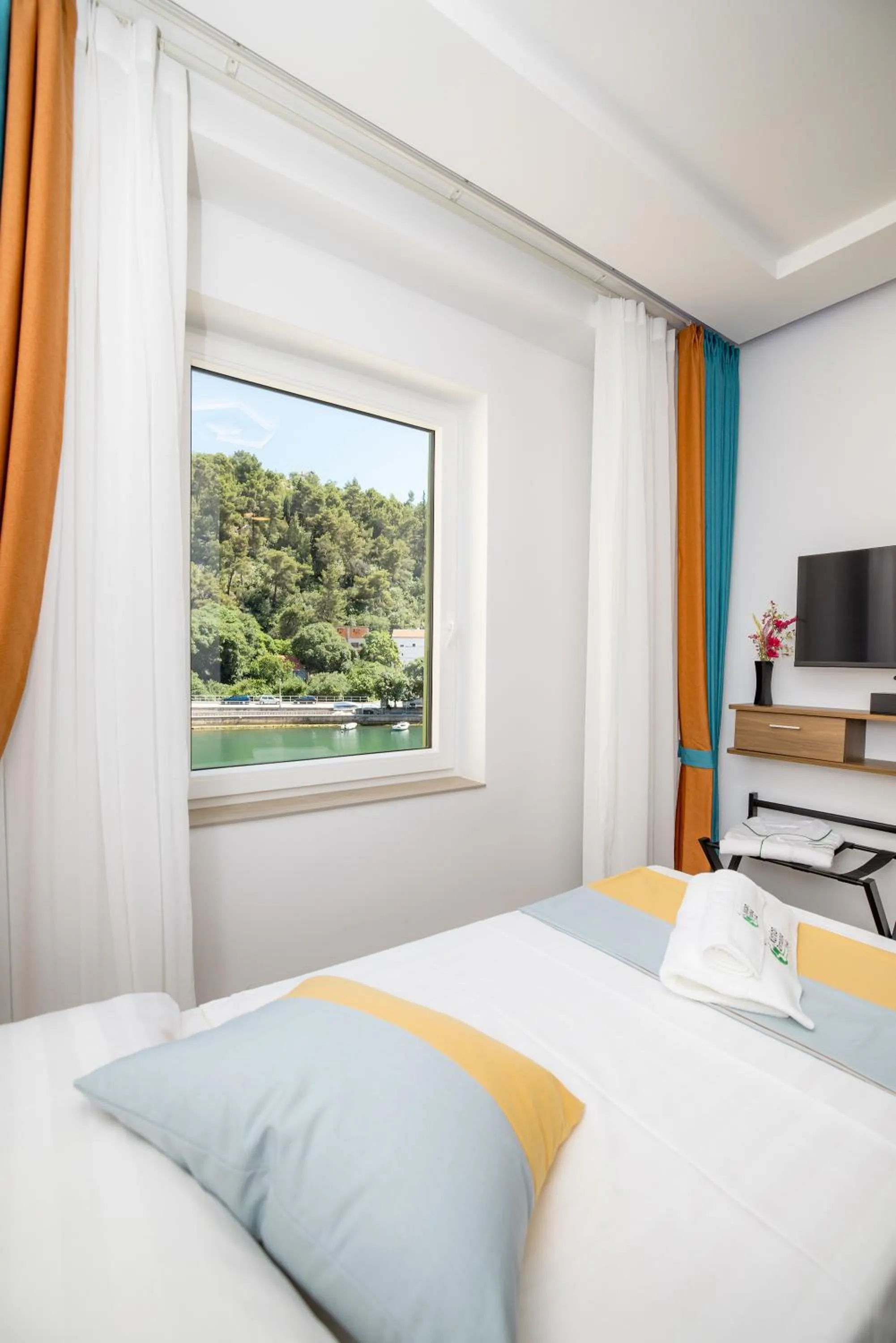 Bed in Hotel Kanjon Zrmanje