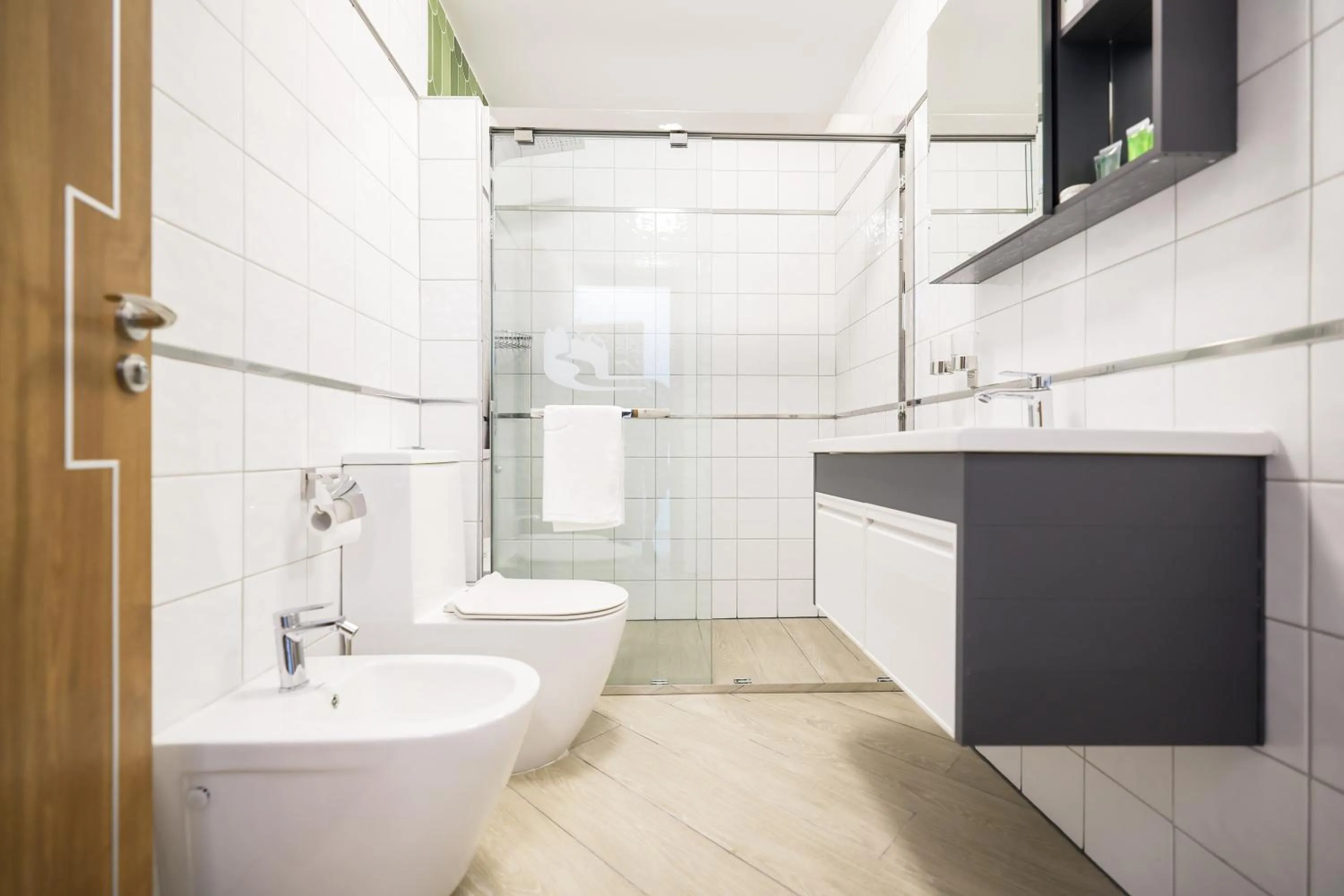 Shower in Hotel Kanjon Zrmanje