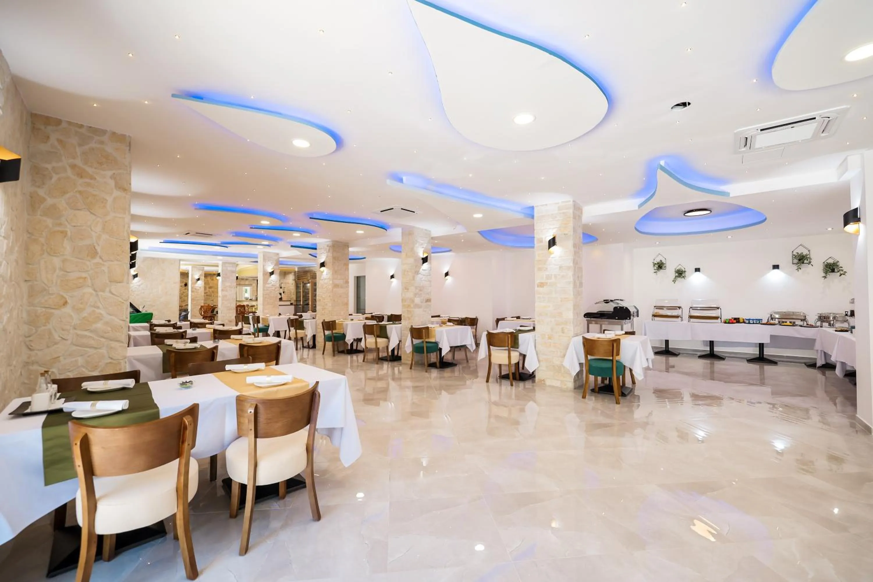 Restaurant/places to eat in Hotel Kanjon Zrmanje