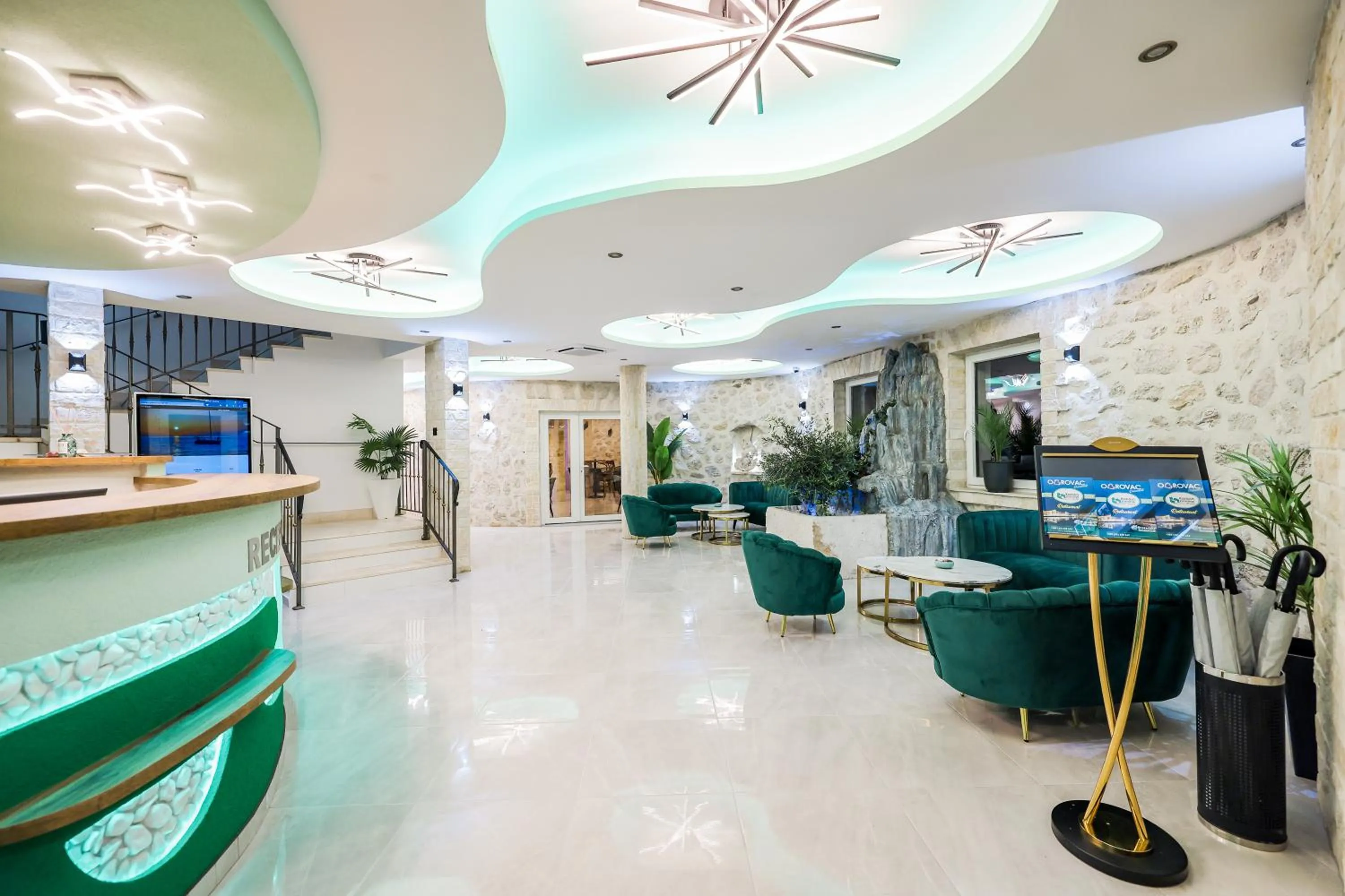 Living room in Hotel Kanjon Zrmanje