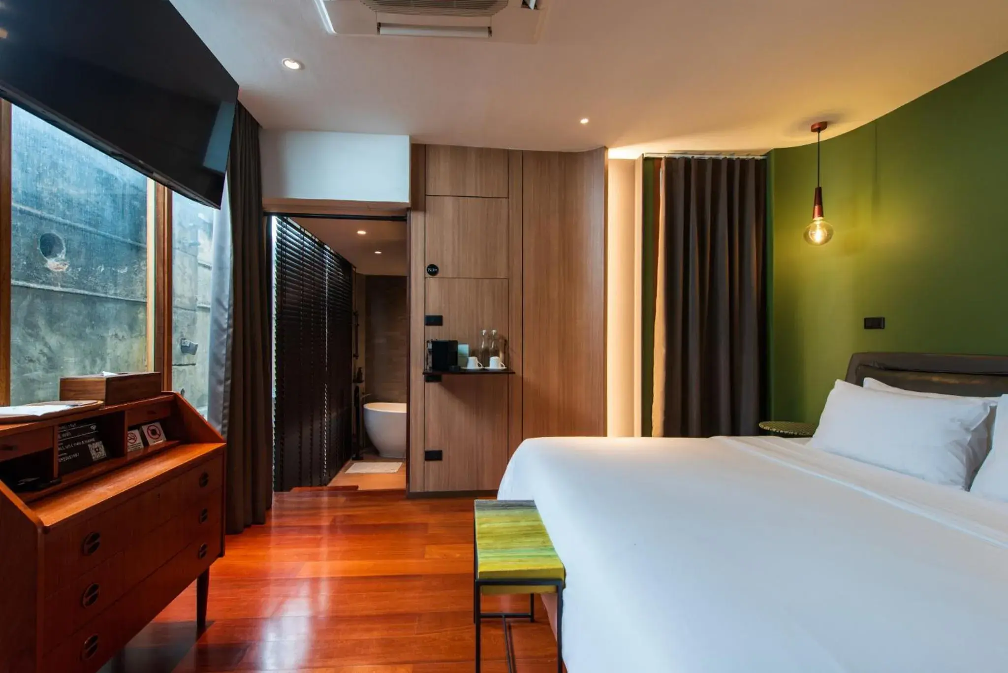 Superior King Room in Na Tanao 1969 Superior King Room in Na Tanao 1969