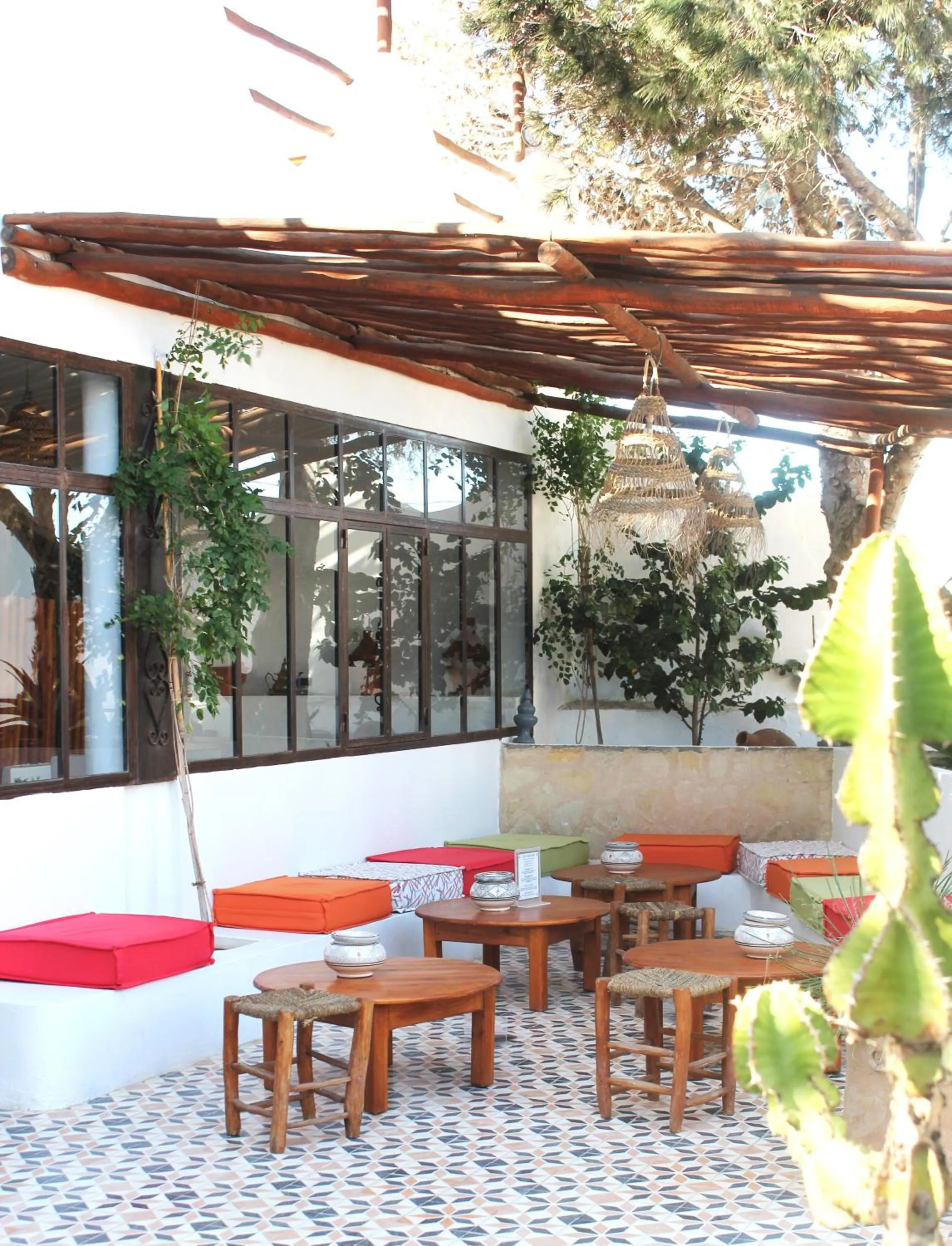 Restaurant/places to eat in La Maison des Vagues