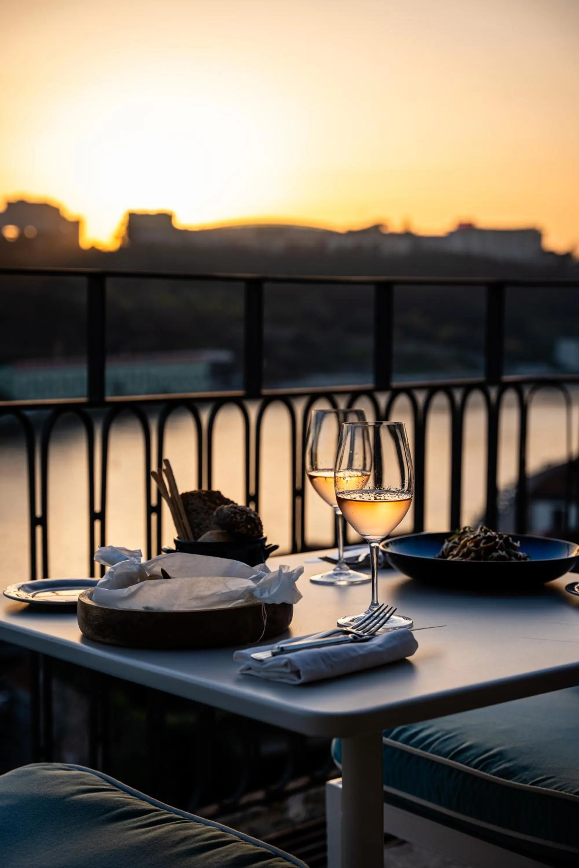 Lounge or bar in Maison Bleue