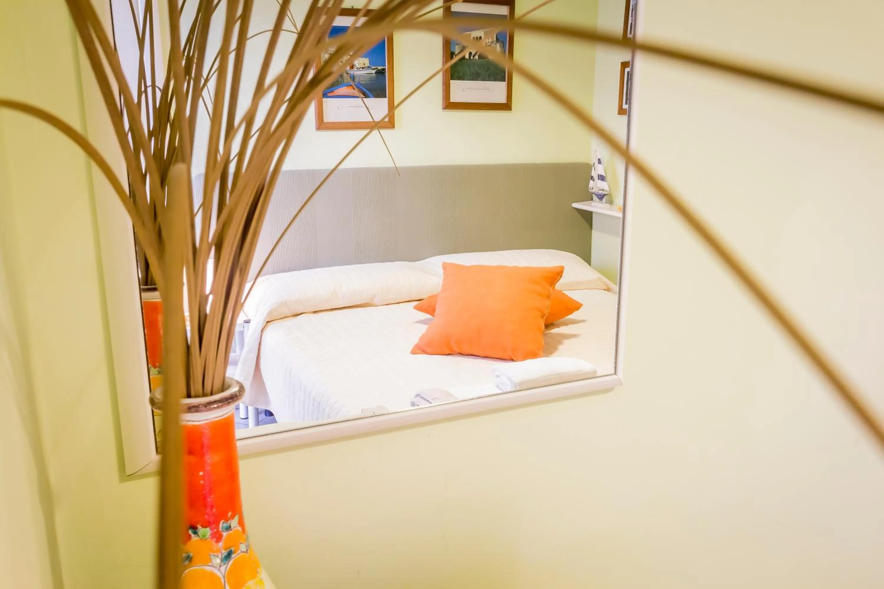 Decorative detail in Mandarinoarancio