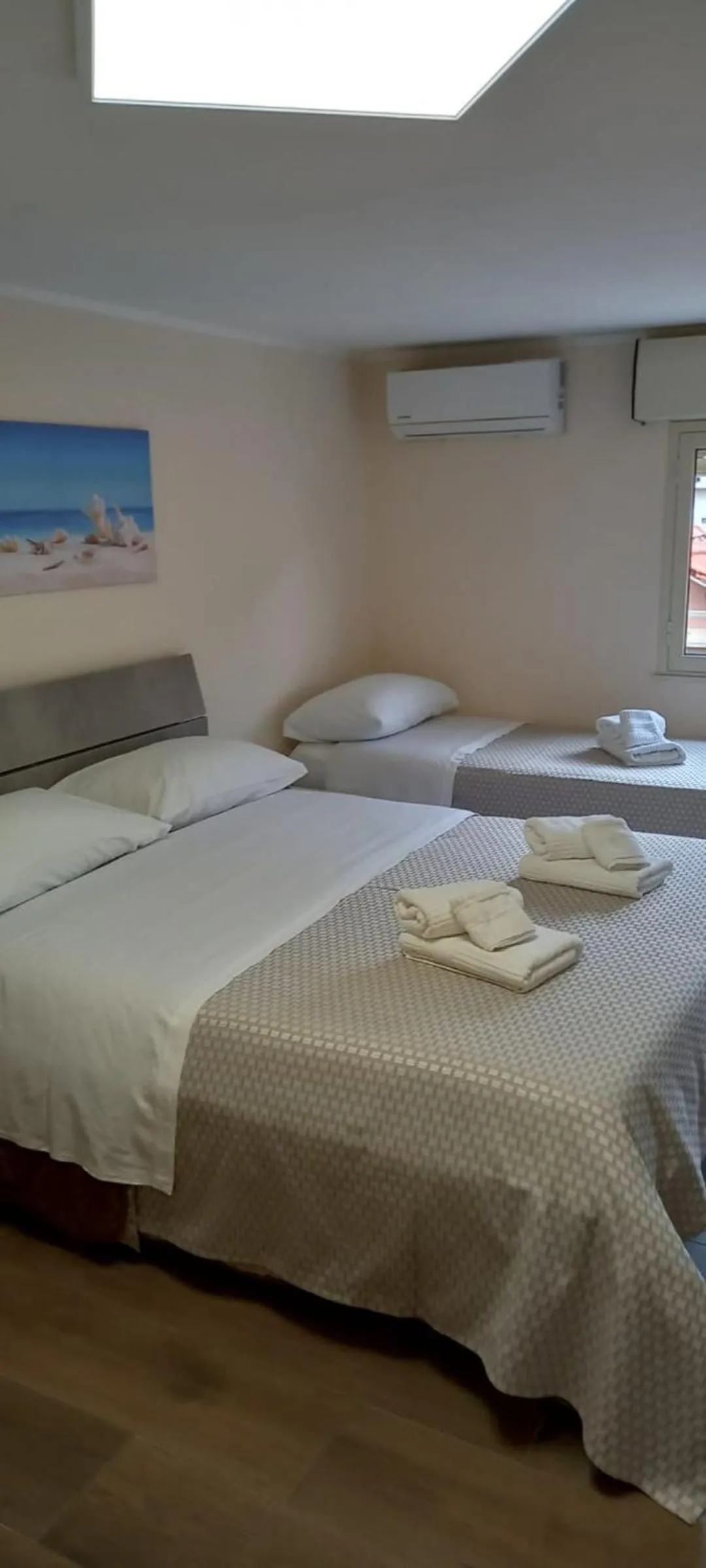 Photo of the whole room, Bed in B&B Omnia Scilla