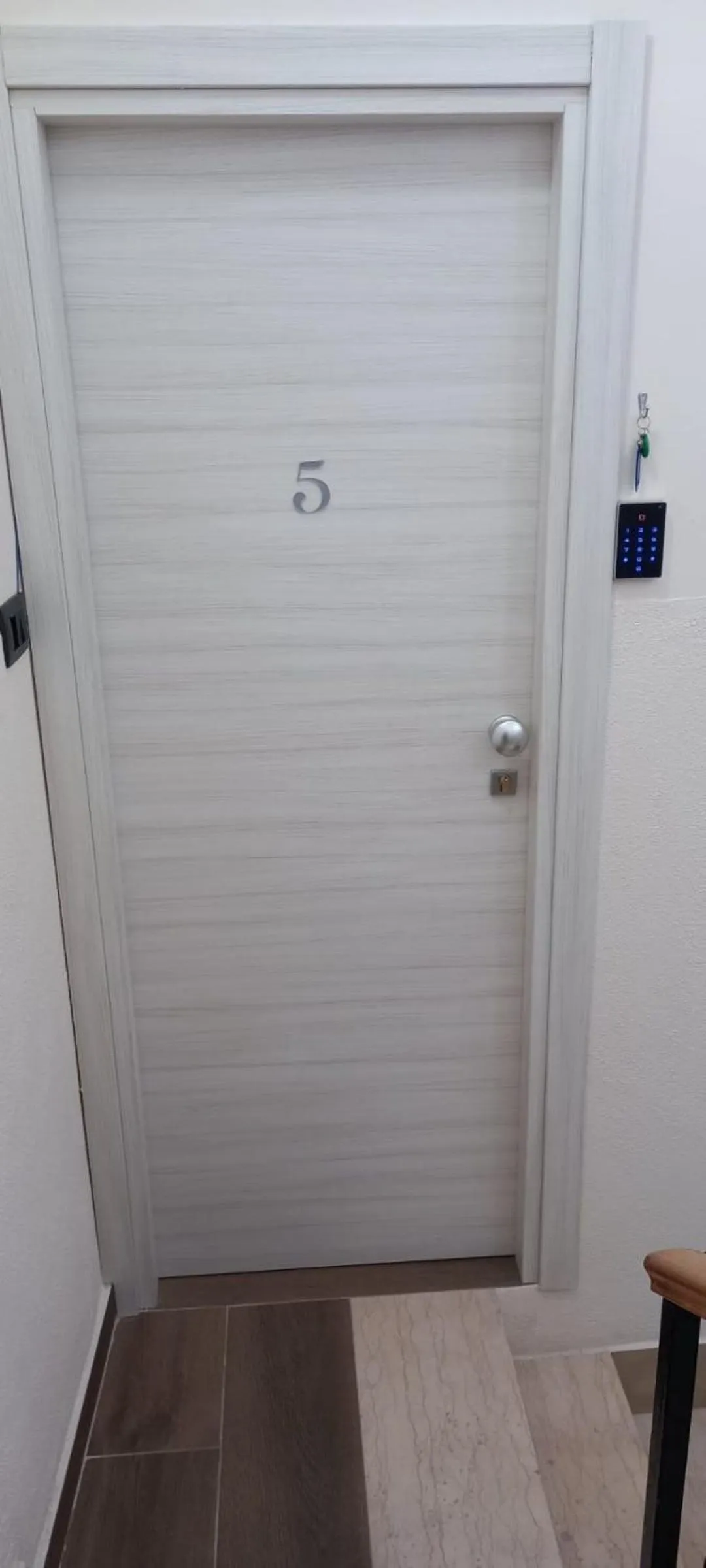 Property building, Bathroom in B&B Omnia Scilla