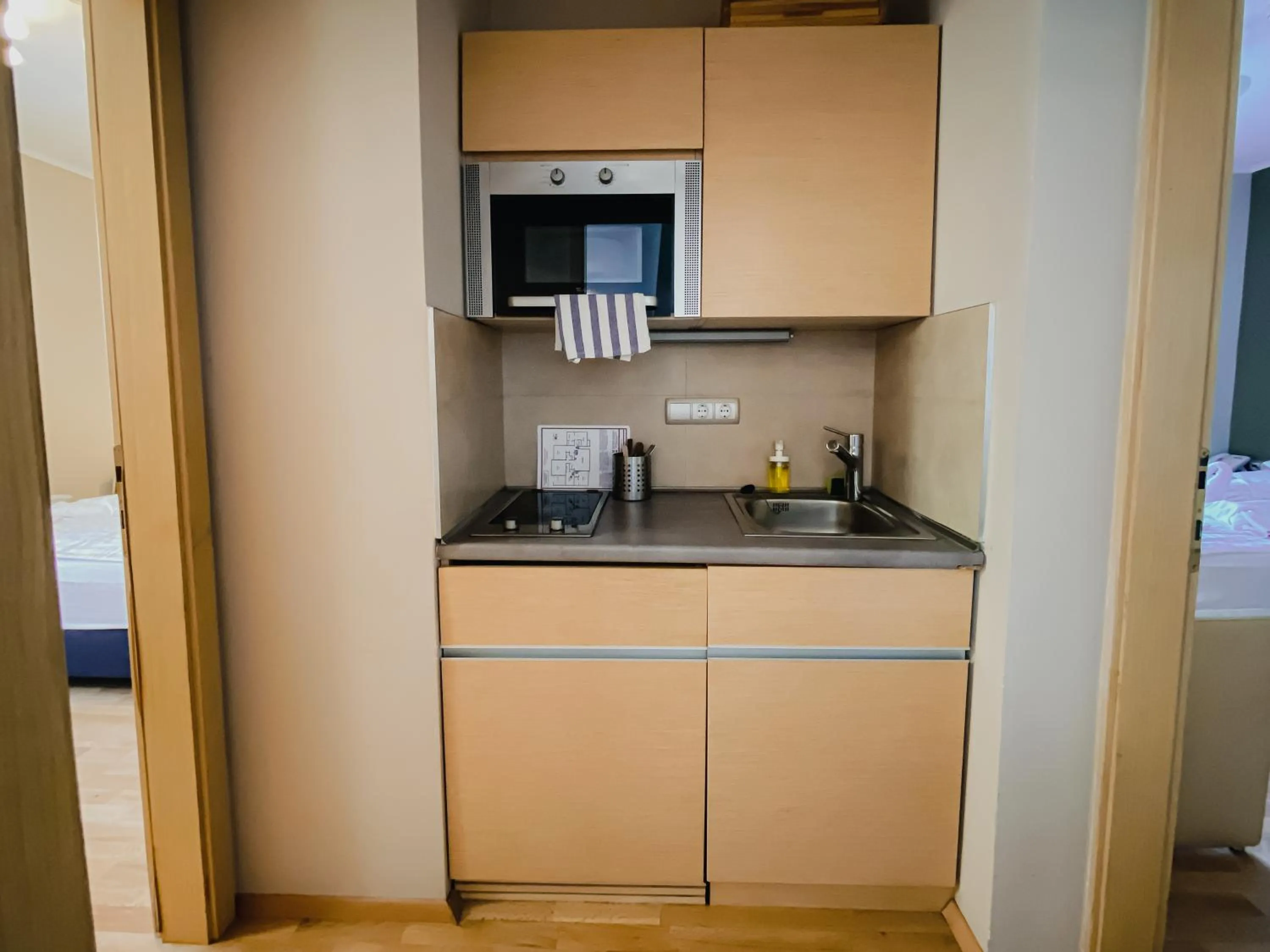 Kitchen or kitchenette in Royal Mediterran