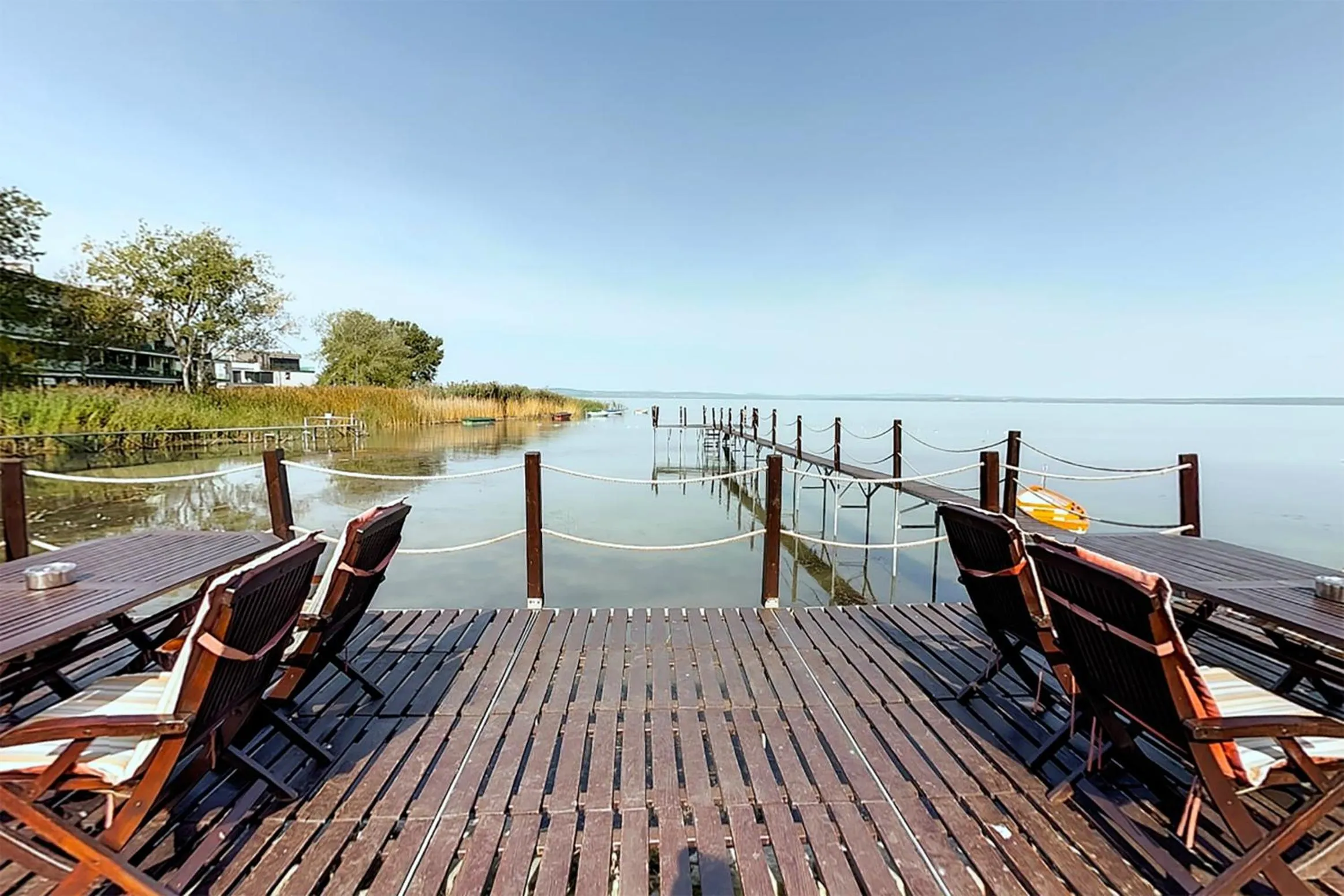 Property building in Royal Mediterran